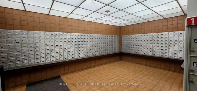 Additional property image - 5 Massey Sq Unit 1512