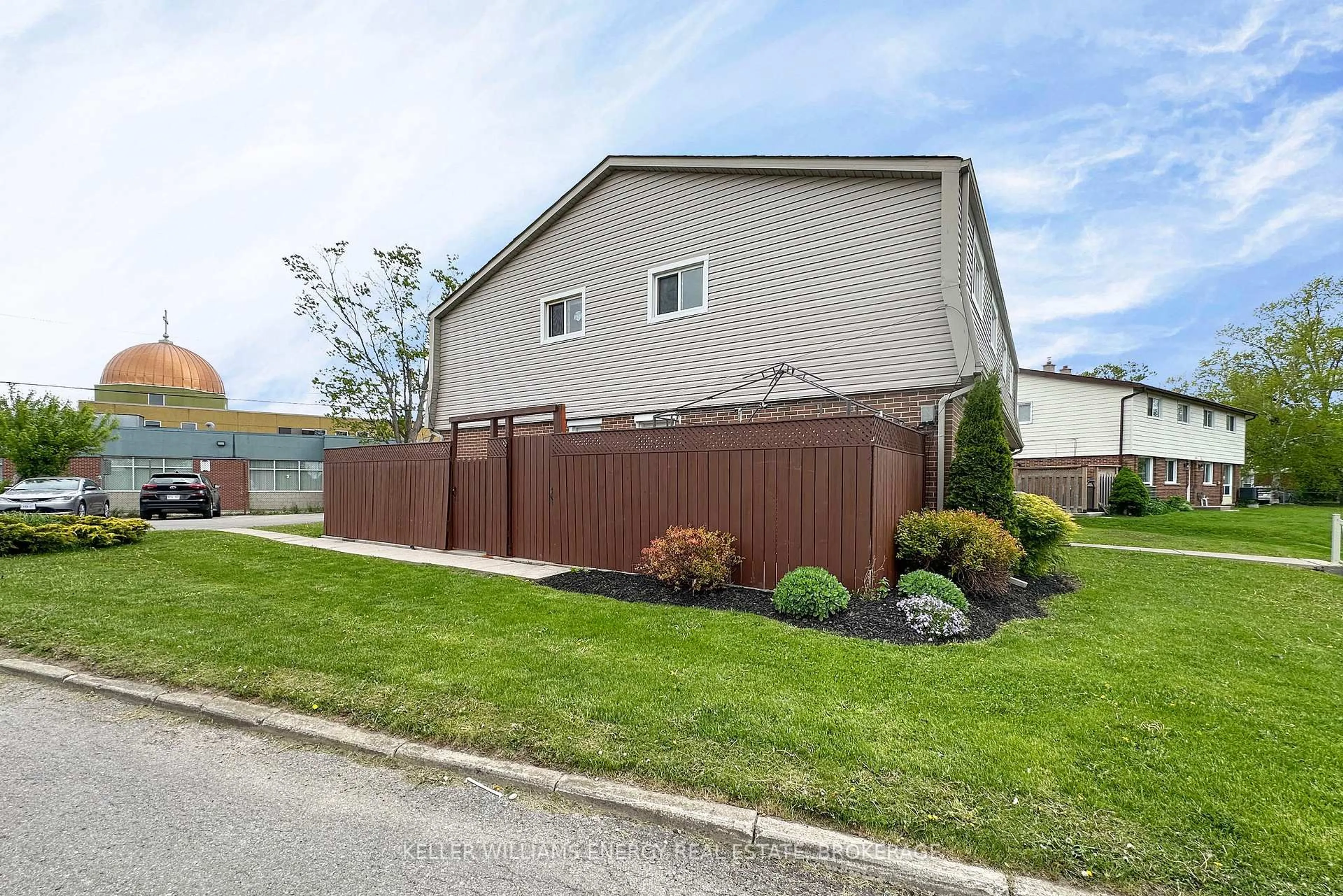 Home with vinyl exterior material, street for 743 Cypress Ave #4 units, Oshawa Ontario L1H 2X2