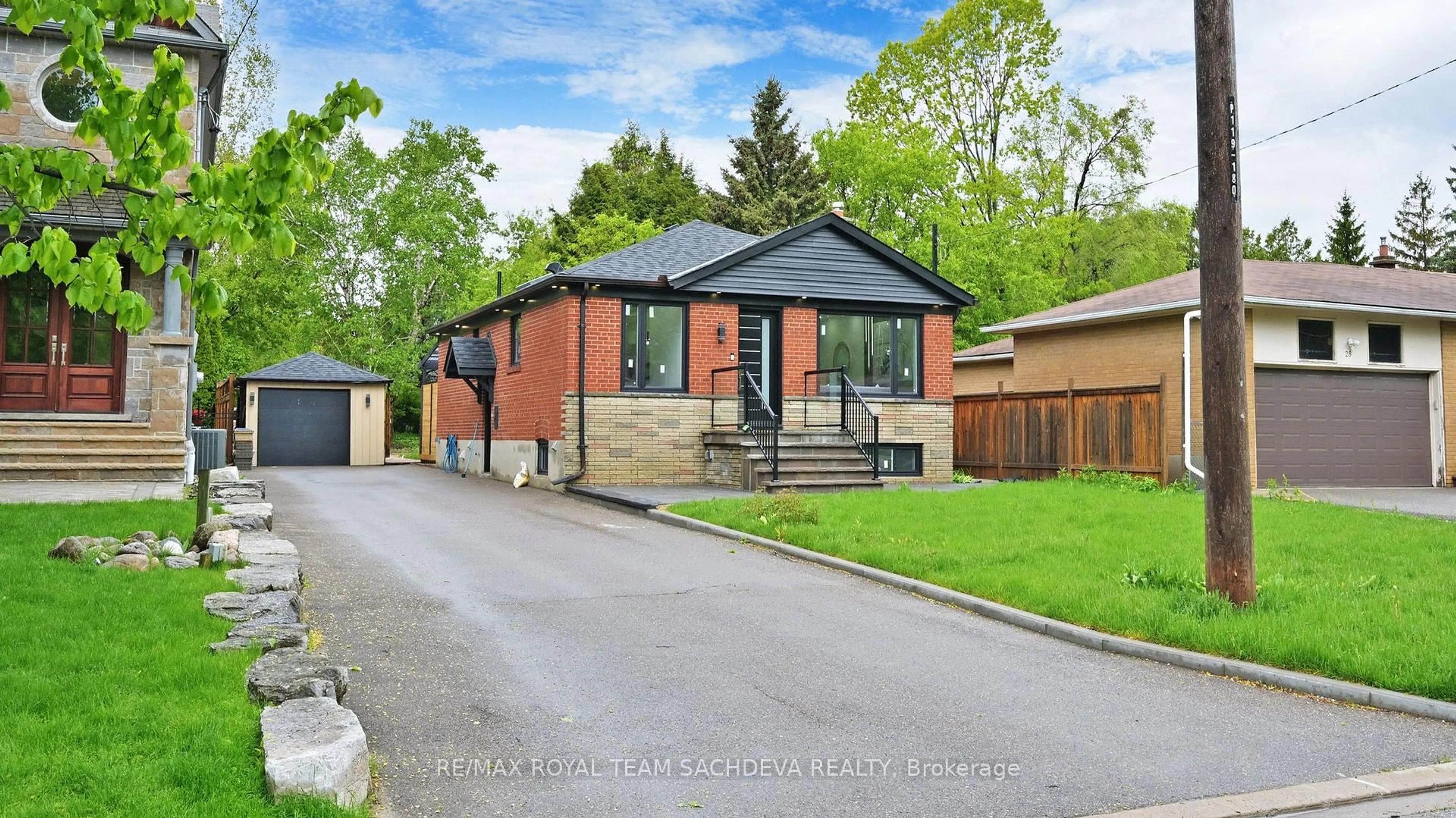Home with brick exterior material, street for 26 Mcmillan Ave, Toronto Ontario M1E 4B5