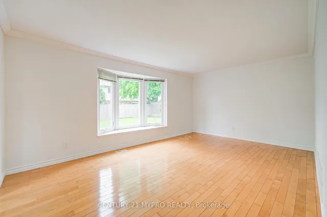 Additional property image - 27 Dalbret Cres