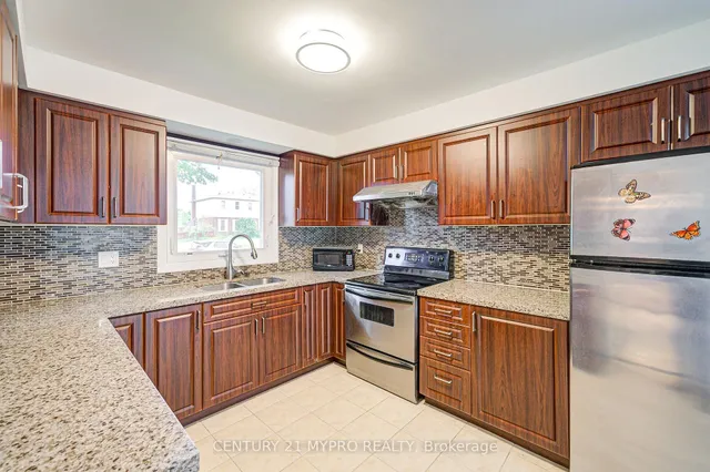 Additional property image - 27 Dalbret Cres