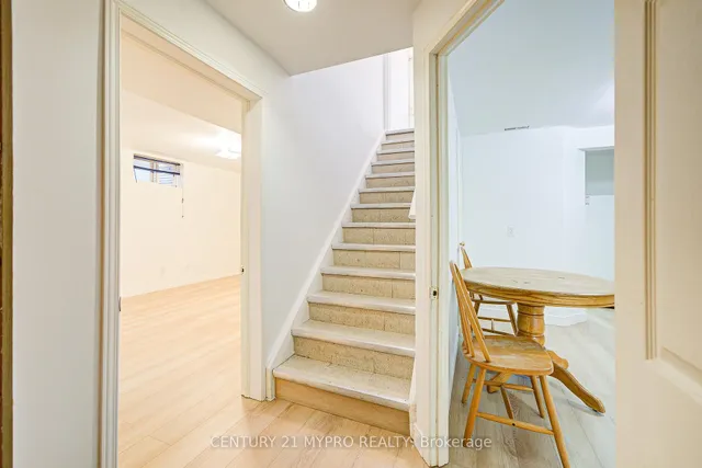 Additional property image - 27 Dalbret Cres