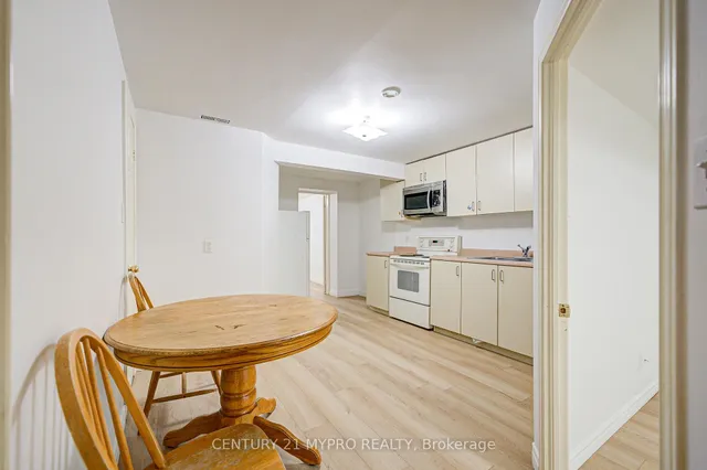 Additional property image - 27 Dalbret Cres