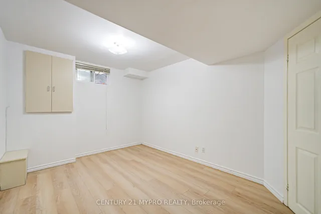 Additional property image - 27 Dalbret Cres