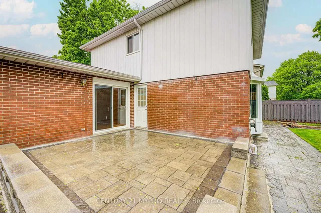 Additional property image - 27 Dalbret Cres