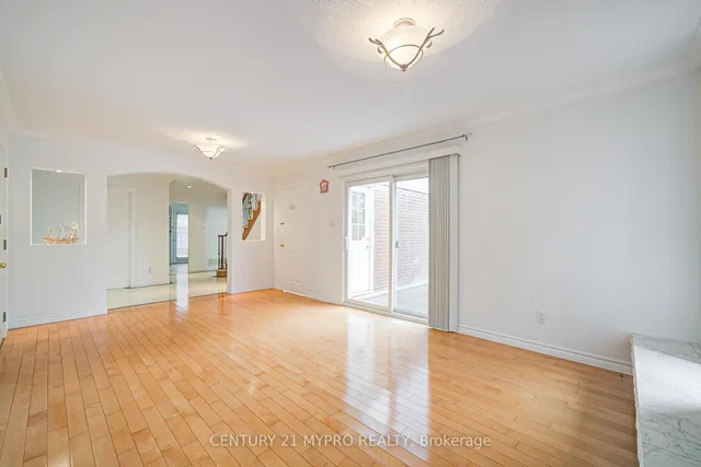 Additional property image - 27 Dalbret Cres