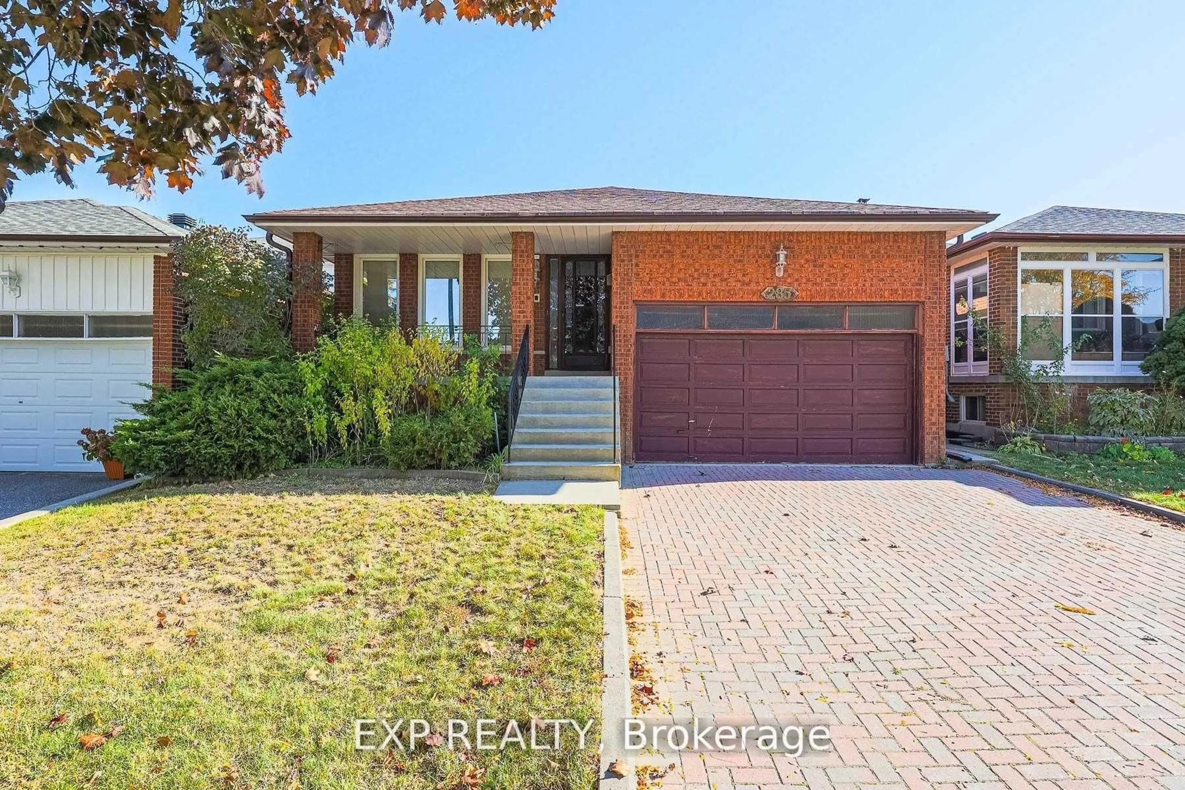 Home with brick exterior material, street for 285 Huntsmill Blvd, Toronto Ontario M1W 3E4