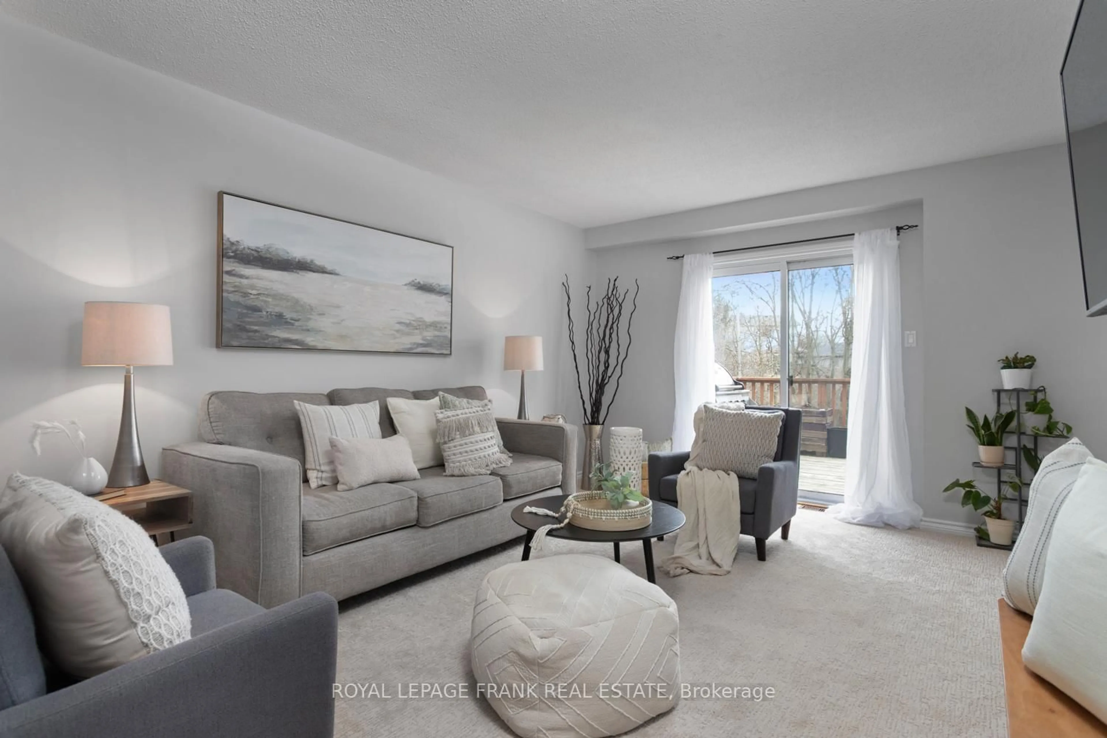 Living room with furniture, unknown for 29 Hartsfield Dr, Clarington Ontario L1E 1M8