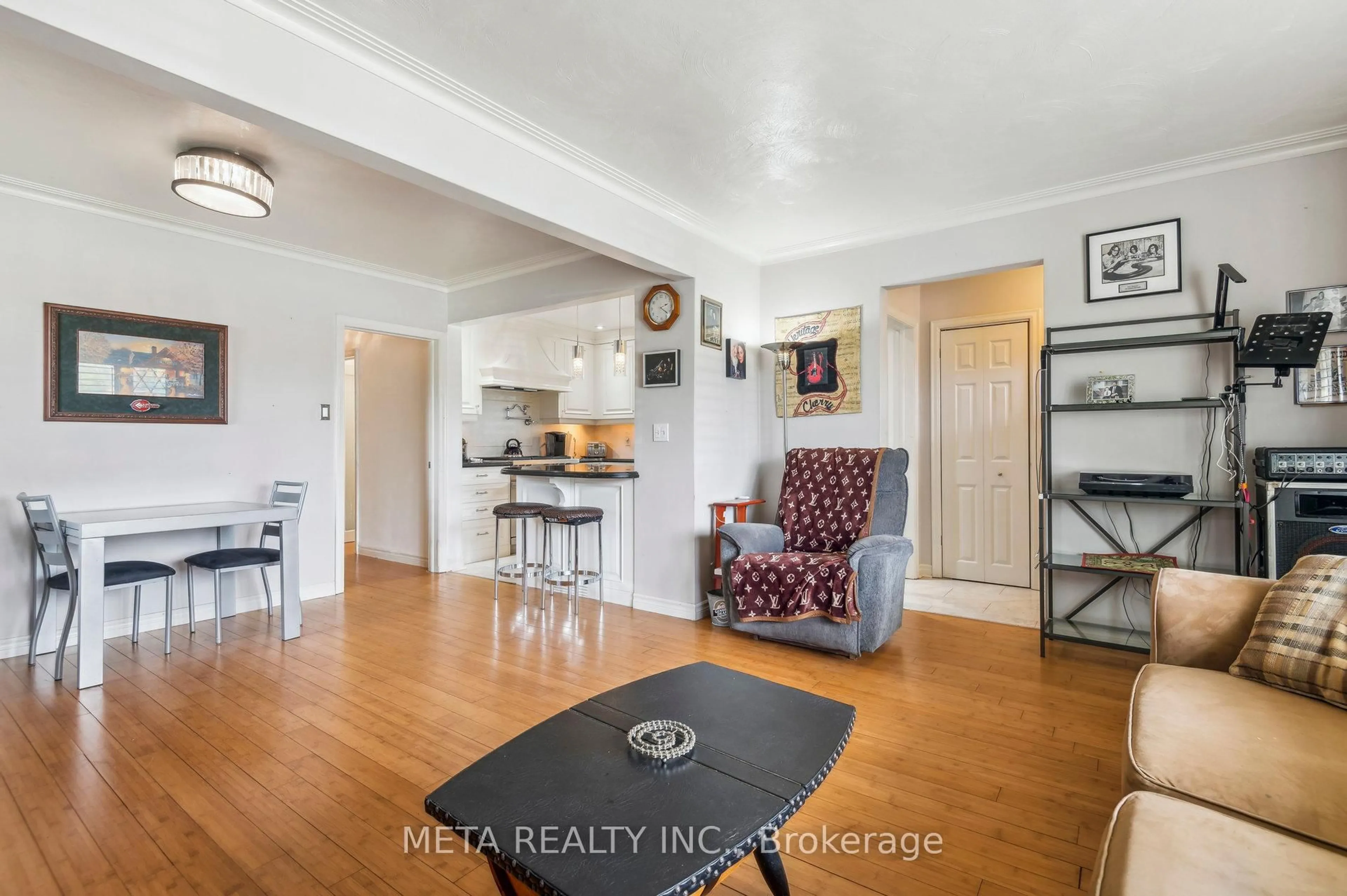 Unknown for 96 Shropshire Dr, Toronto Ontario M1P 1Z2