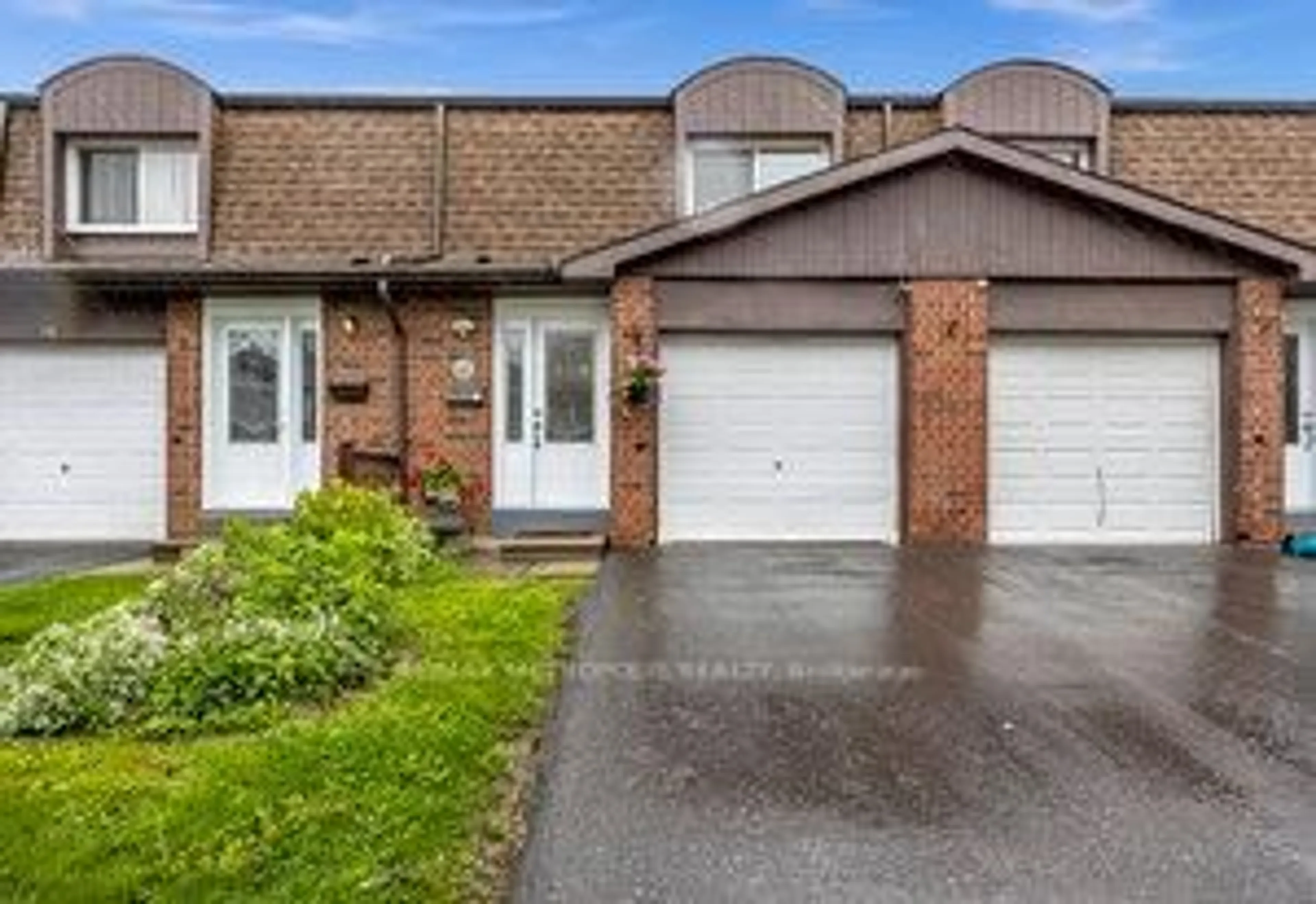 Unknown for 1980 Rosefield Rd #15, Pickering Ontario L1V 3M4