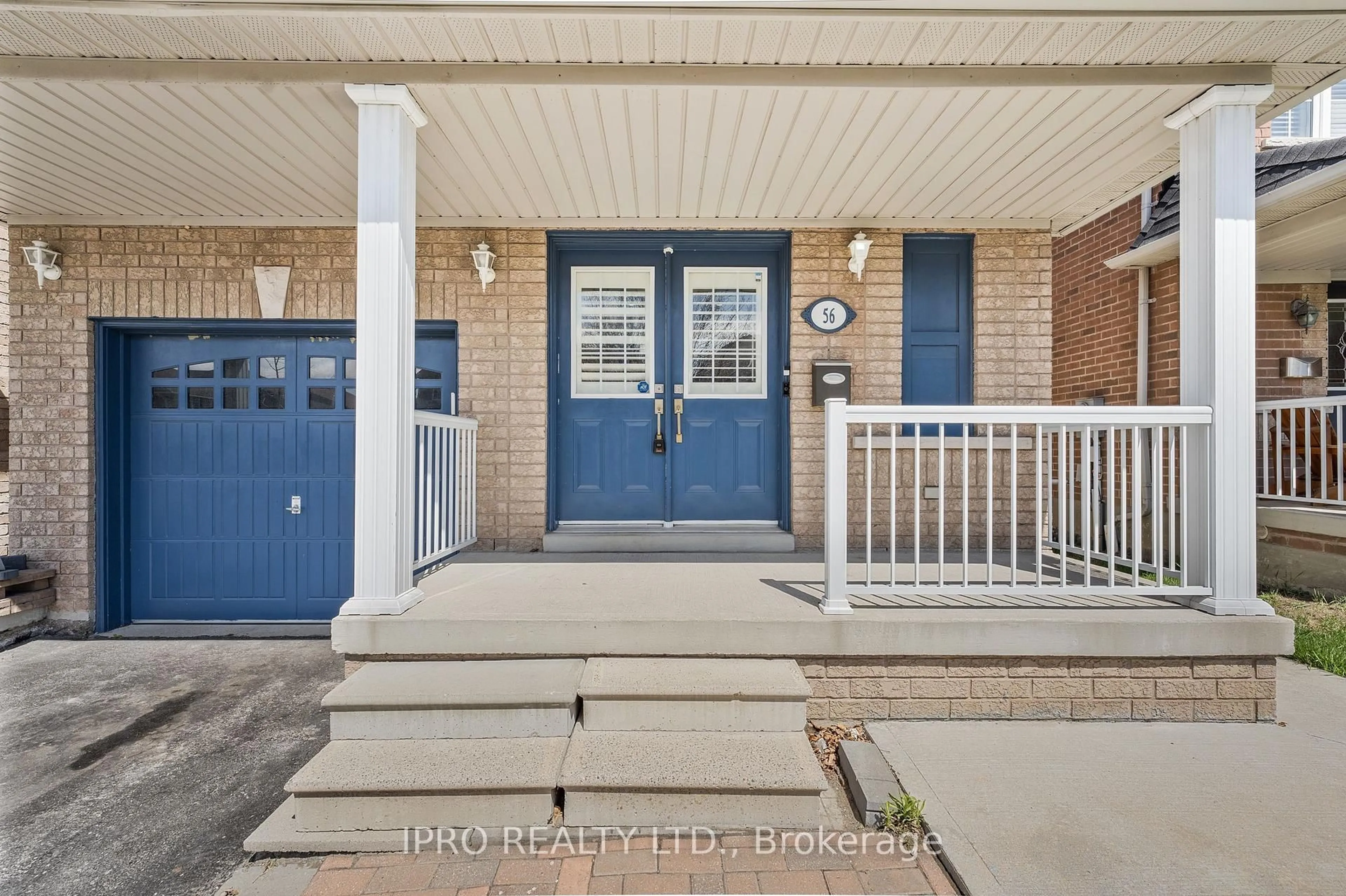 Indoor entryway for 56 Oceanpearl Cres, Whitby Ontario L1N 0C3
