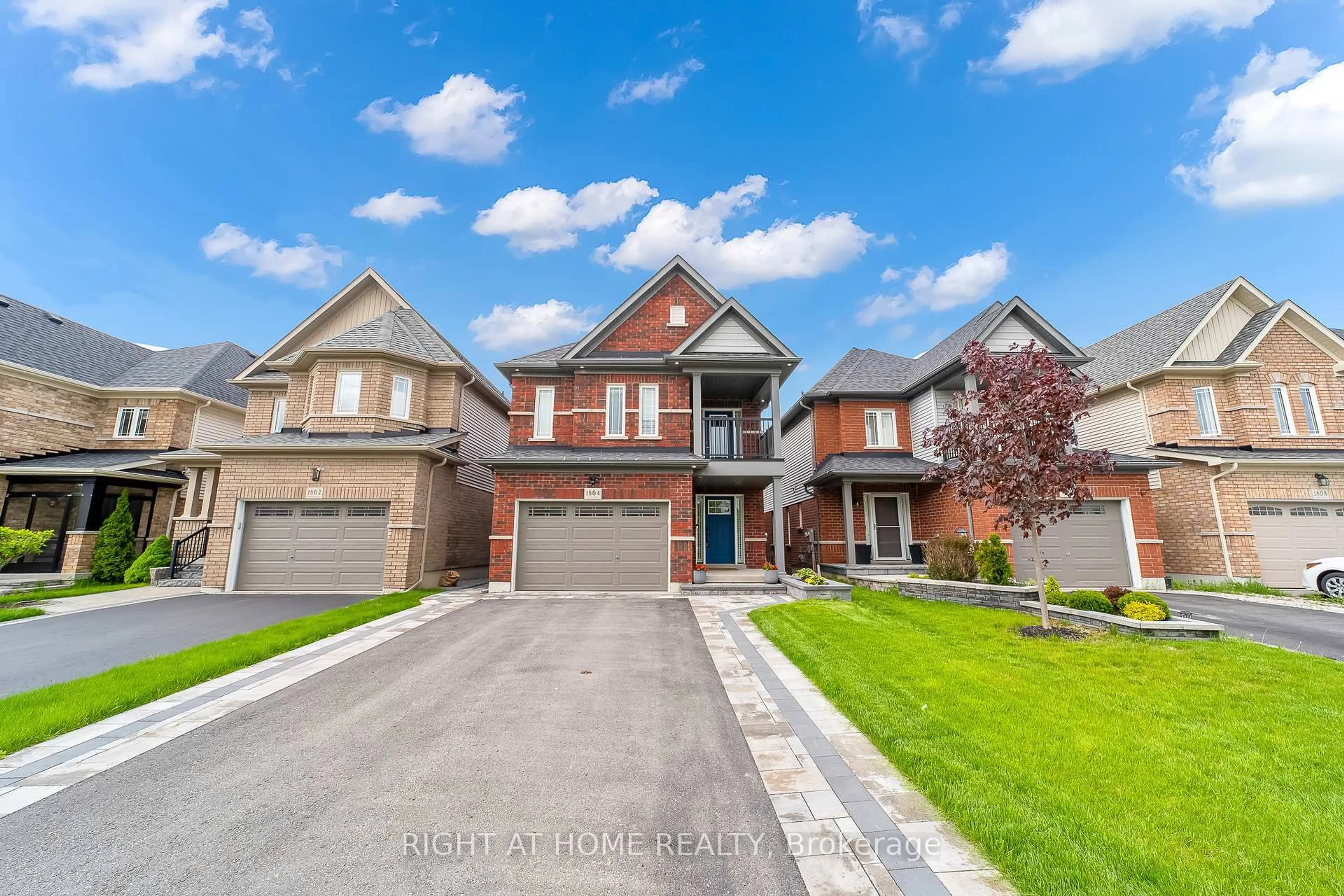 Home with brick exterior material, street for 1804 Silverstone Cres, Oshawa Ontario L1K 0V6