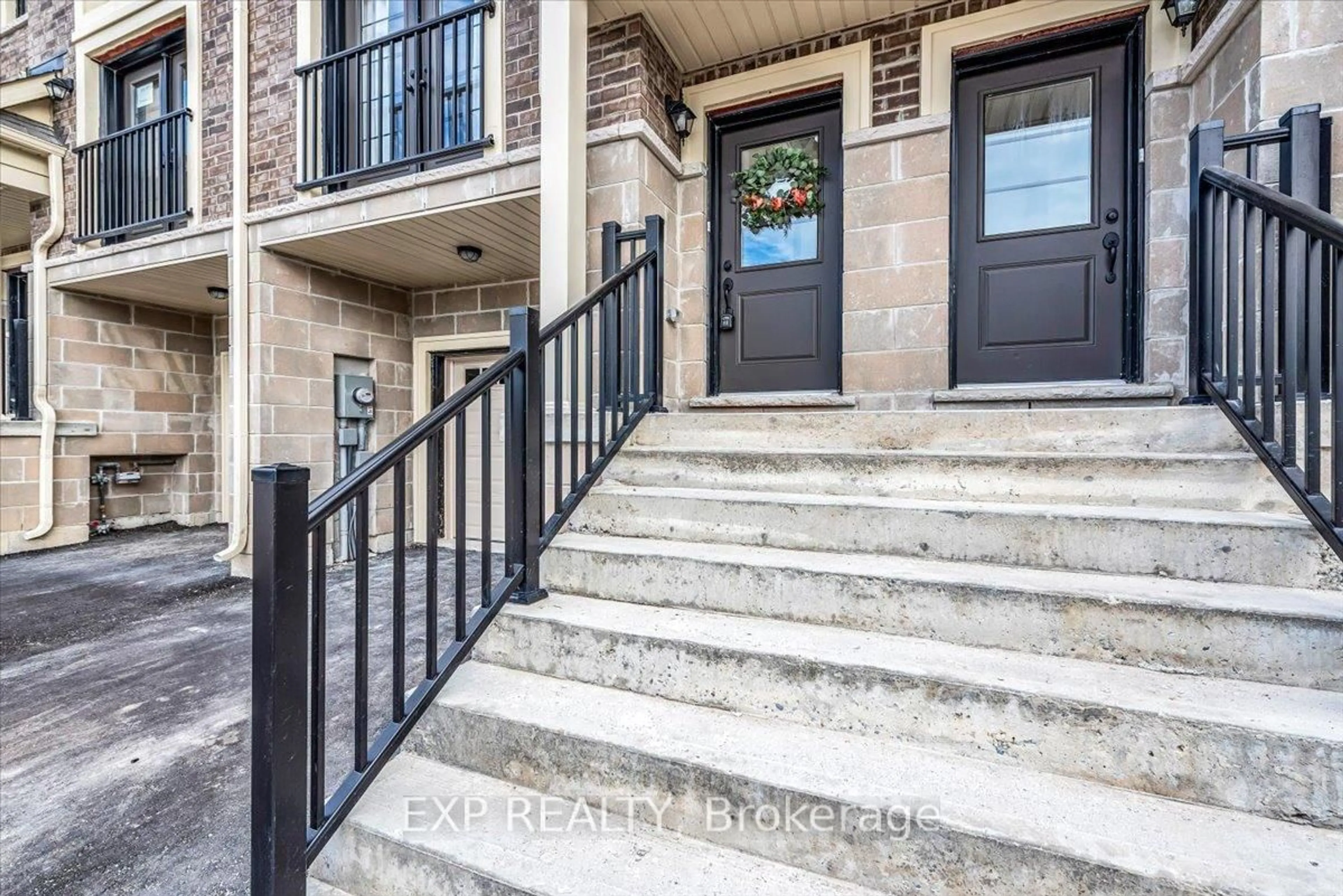 Stairs for 67 Marret Lane, Clarington Ontario L1B 1J2