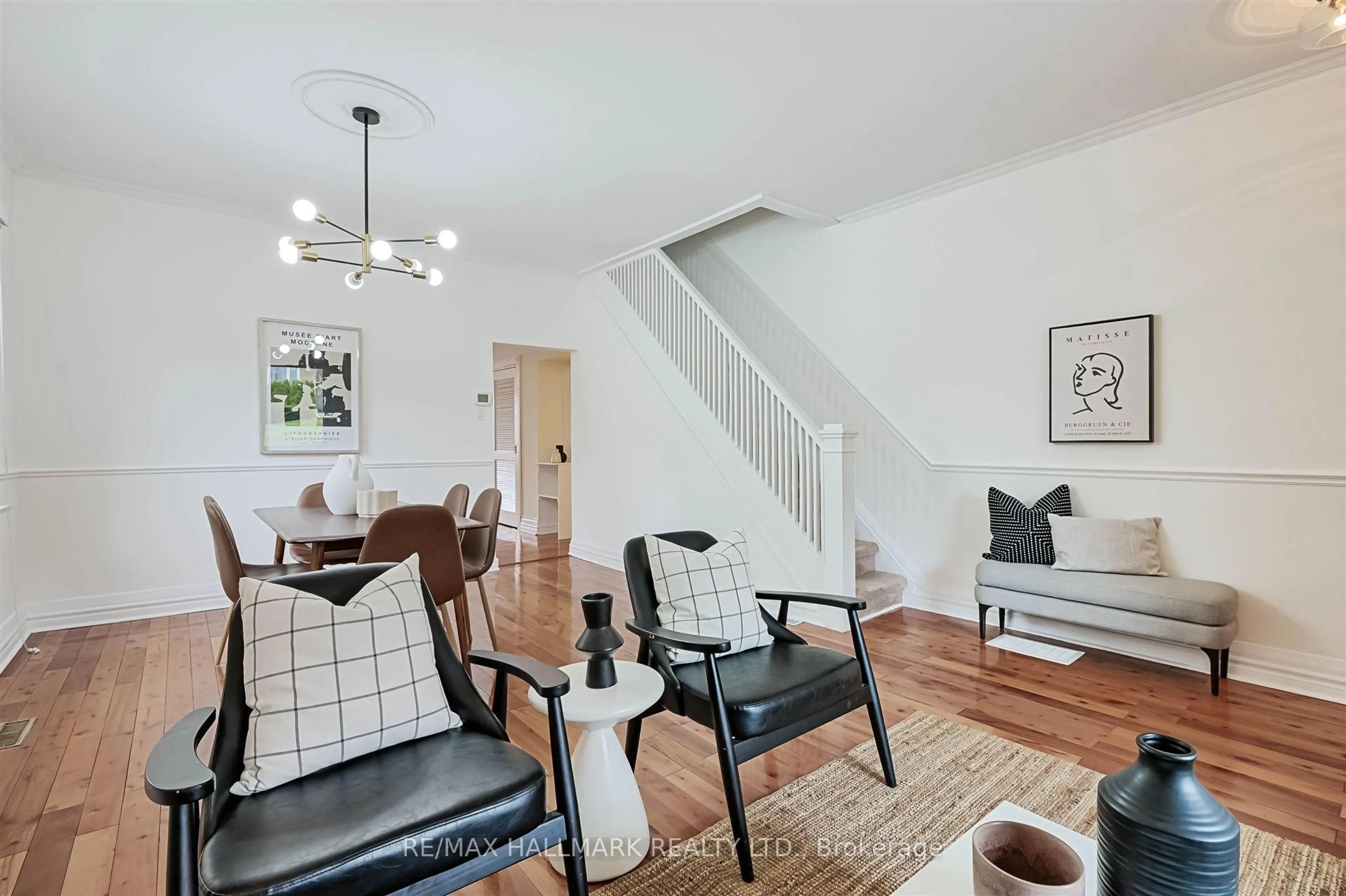 Living room with furniture, unknown for 60 Maybourne Ave, Toronto Ontario M1L 2V9