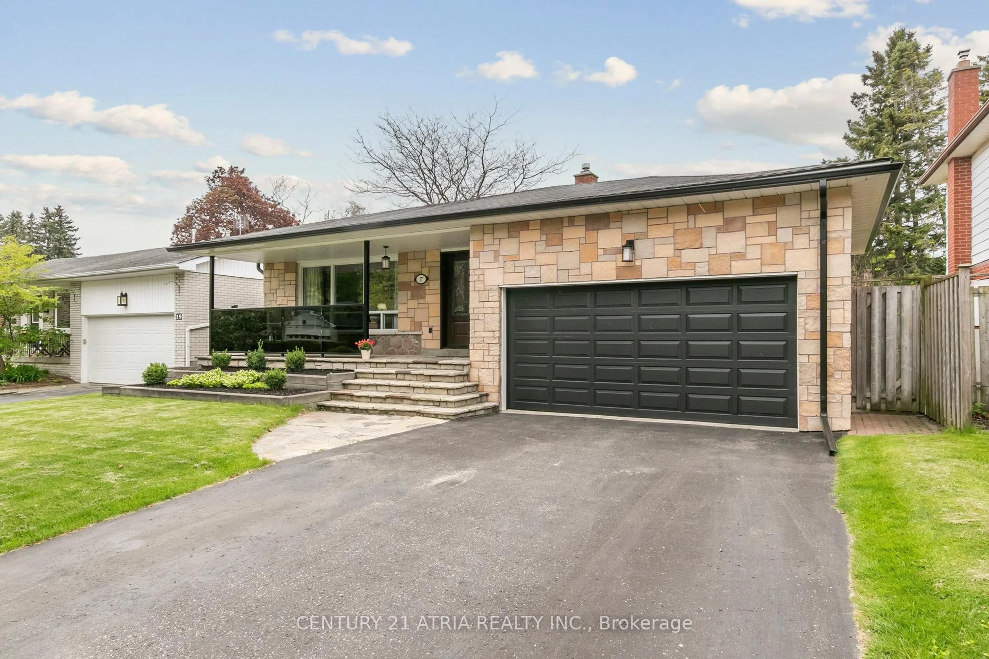 Home with brick exterior material, street for 17 Janellan Terr, Toronto Ontario M1E 3M8