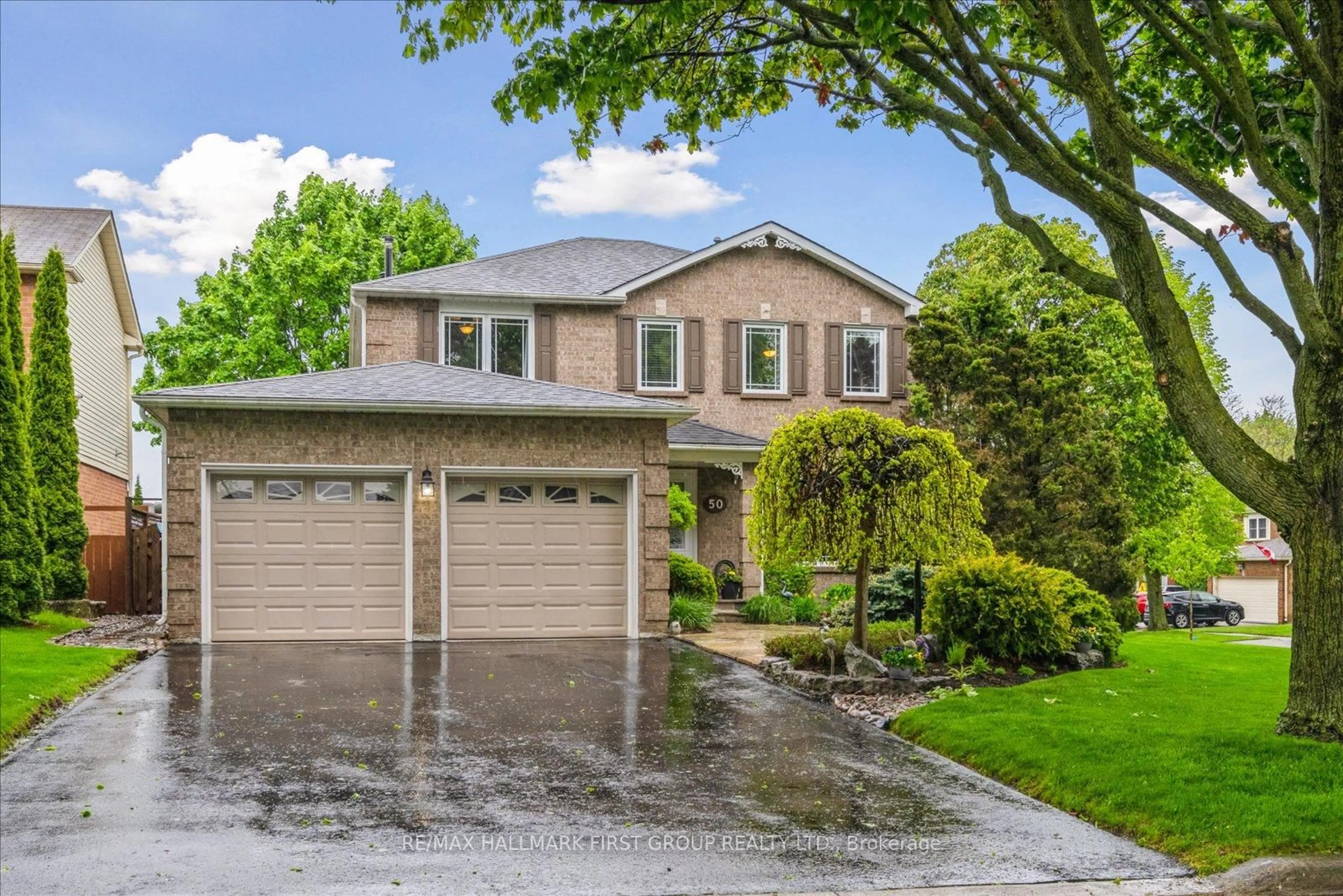 Home with vinyl exterior material, street for 50 Lillian Cres, Clarington Ontario L1B 1G3