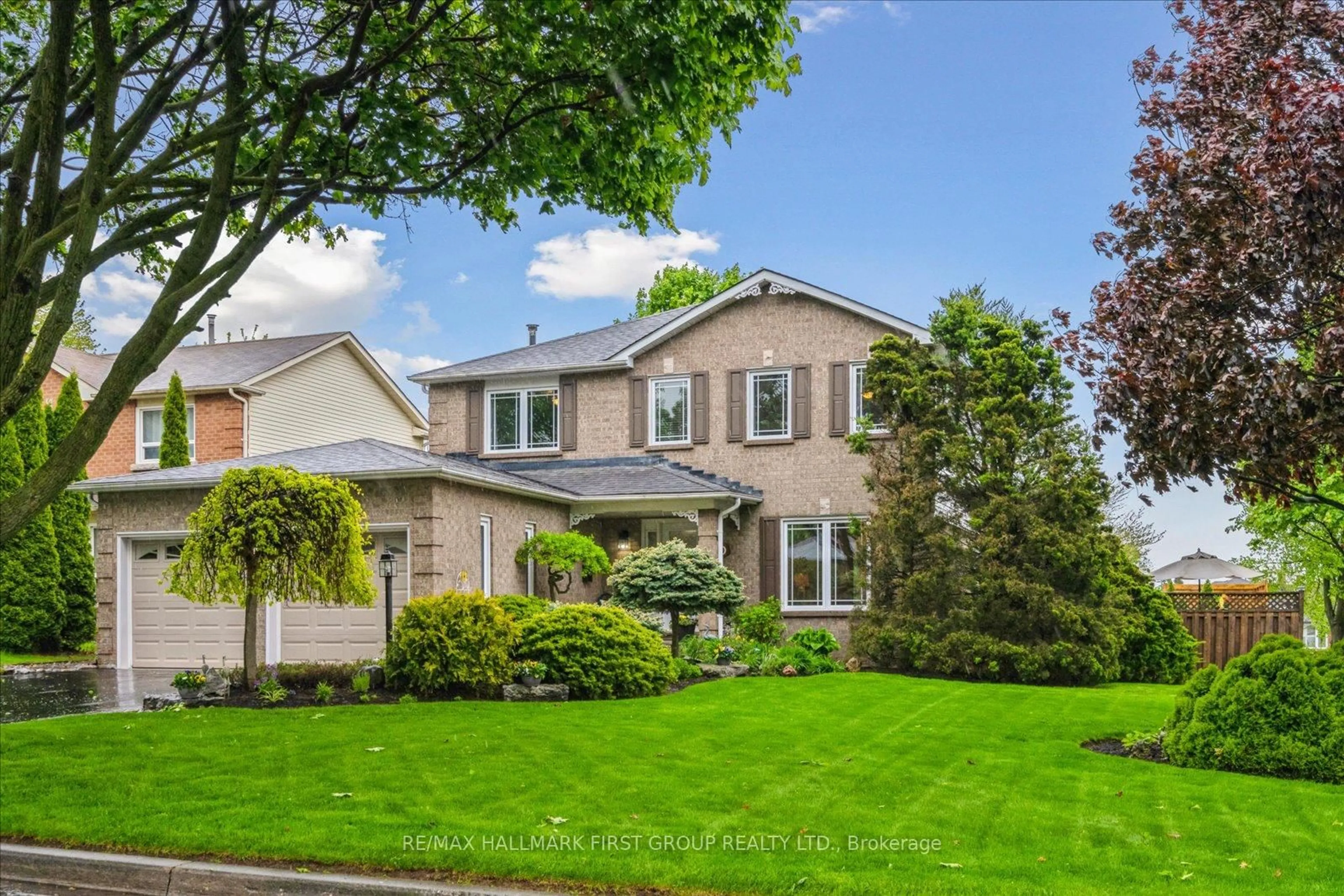 Home with vinyl exterior material, street for 50 Lillian Cres, Clarington Ontario L1B 1G3