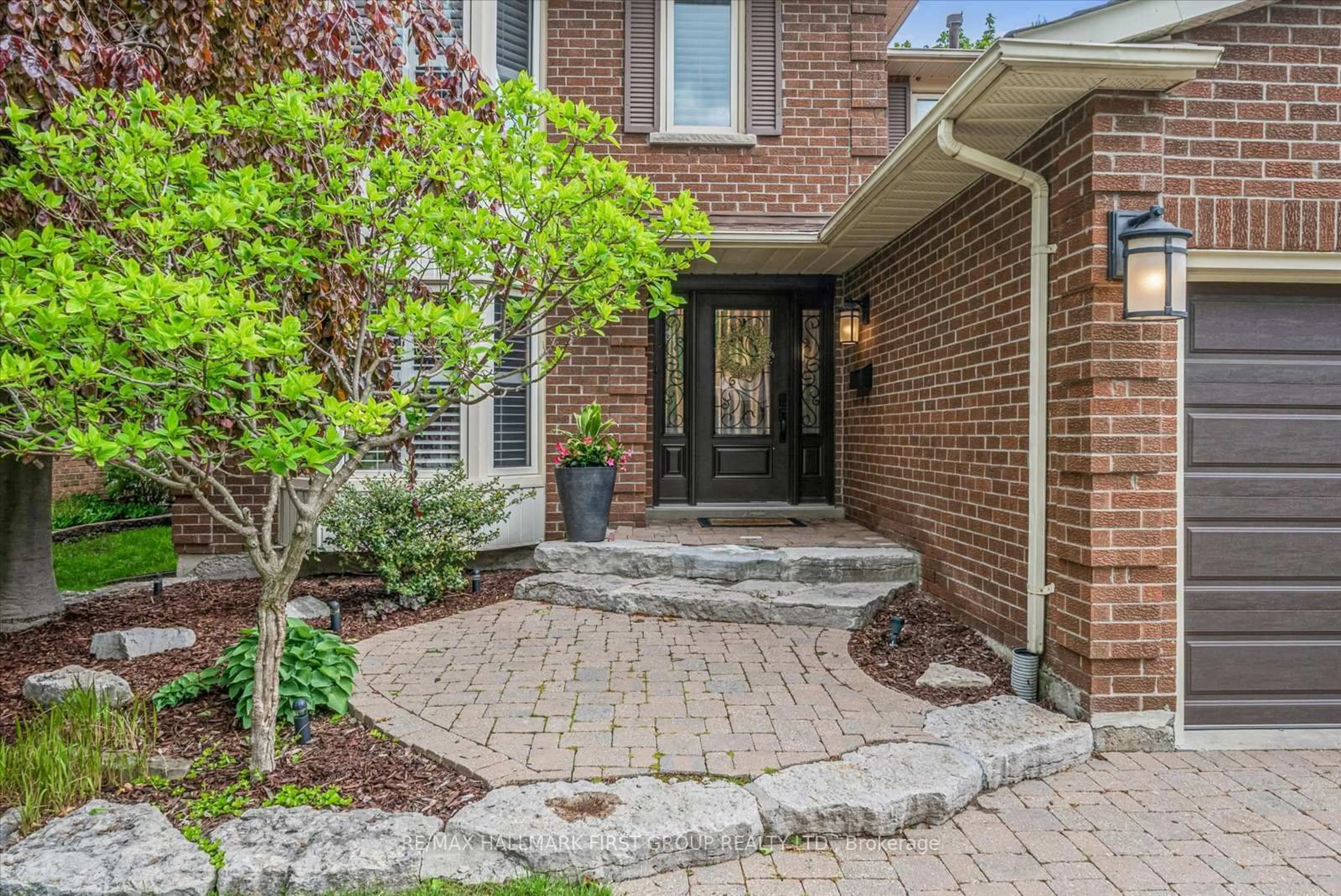 Home with brick exterior material, street for 26 Simonds Dr, Ajax Ontario L1S 4X2
