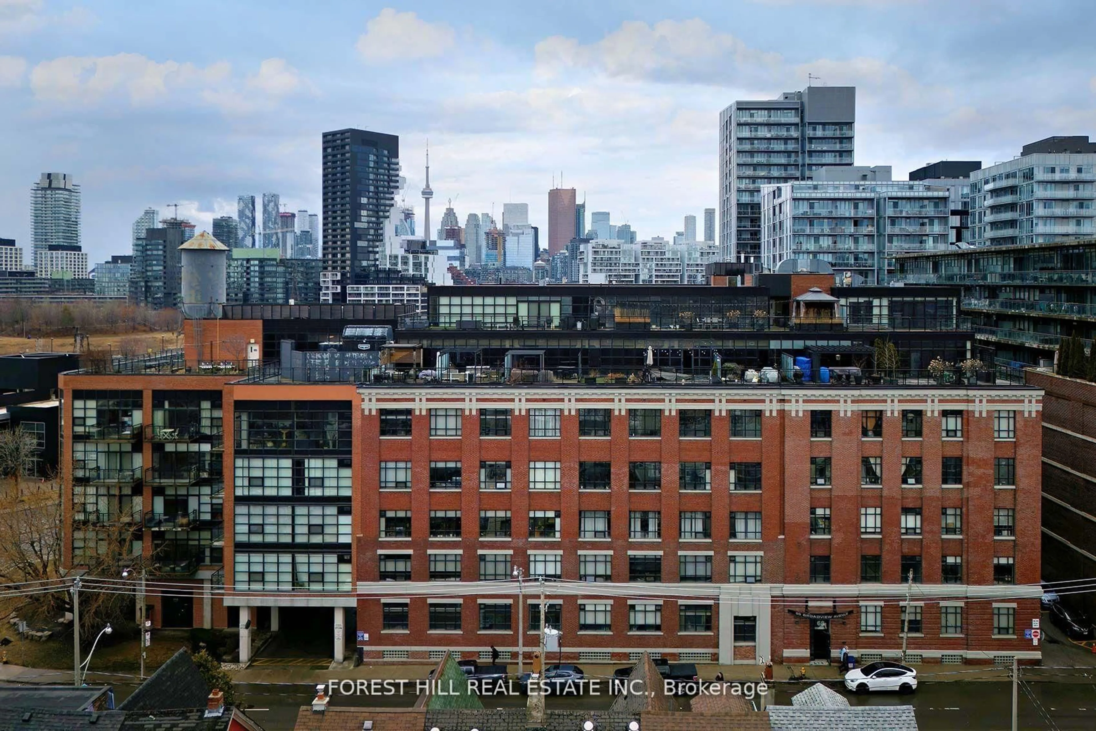 A pic from outside/outdoor area/front of a property/back of a property/a pic from drone, city buildings view from balcony for 68 Broadview Ave #501, Toronto Ontario M4M 2E6