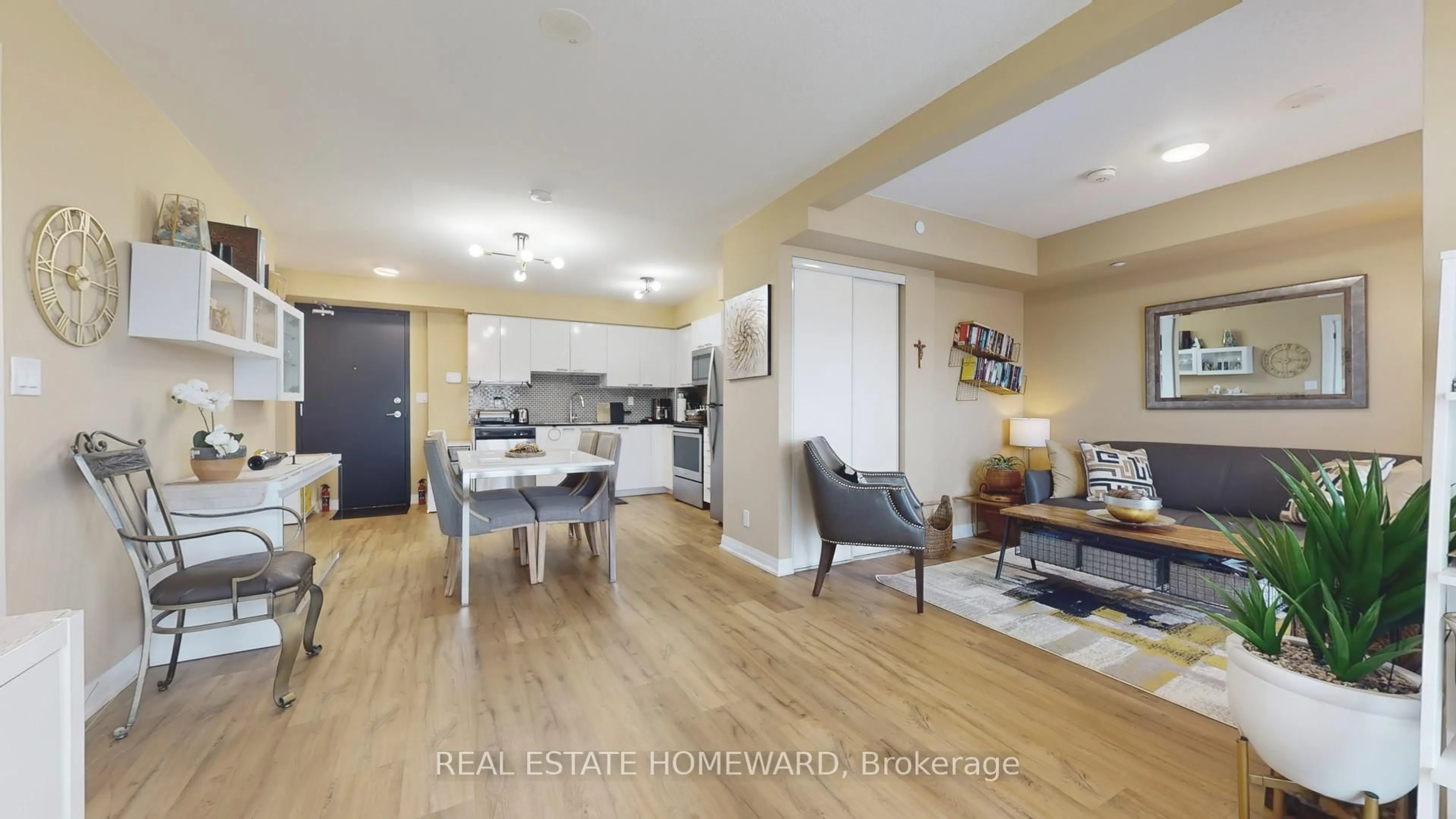 Unknown for 2150 Lawrence Ave #305, Toronto Ontario M1R 3A7