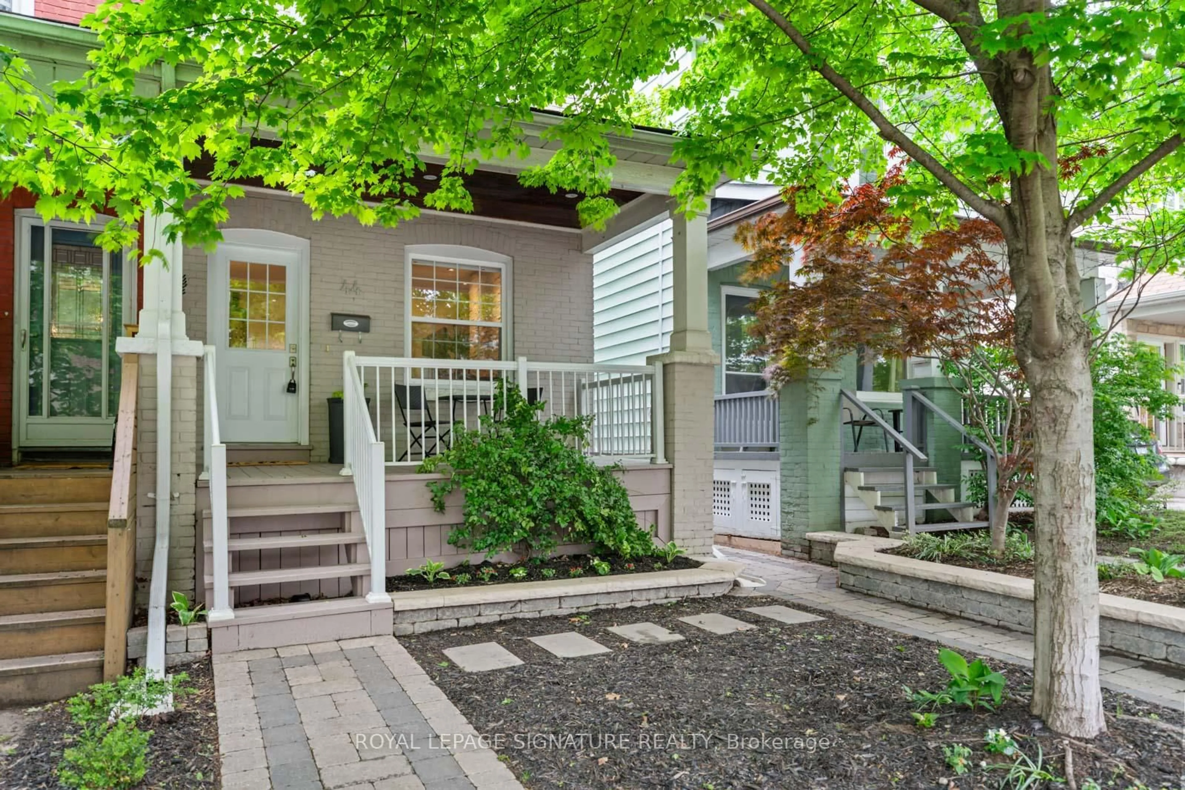 Unknown for 44 Seymour Ave, Toronto Ontario M4J 3T4