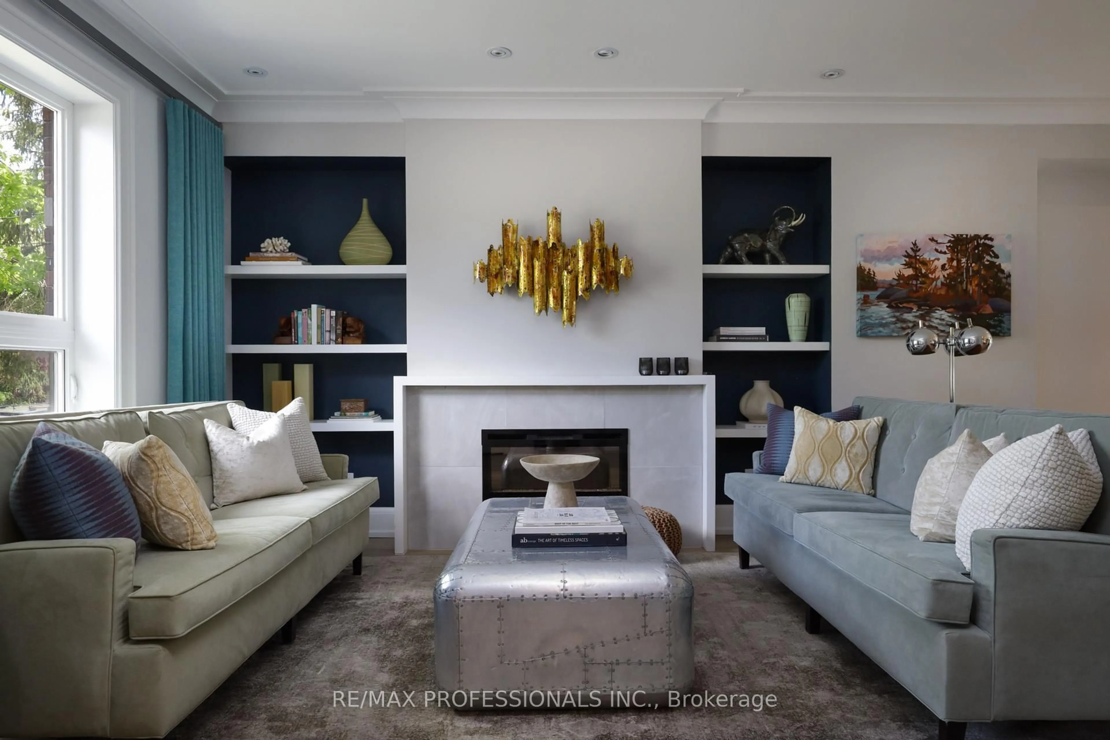 Living room with furniture, unknown for 133 Browning Ave, Toronto Ontario M4K 1W4