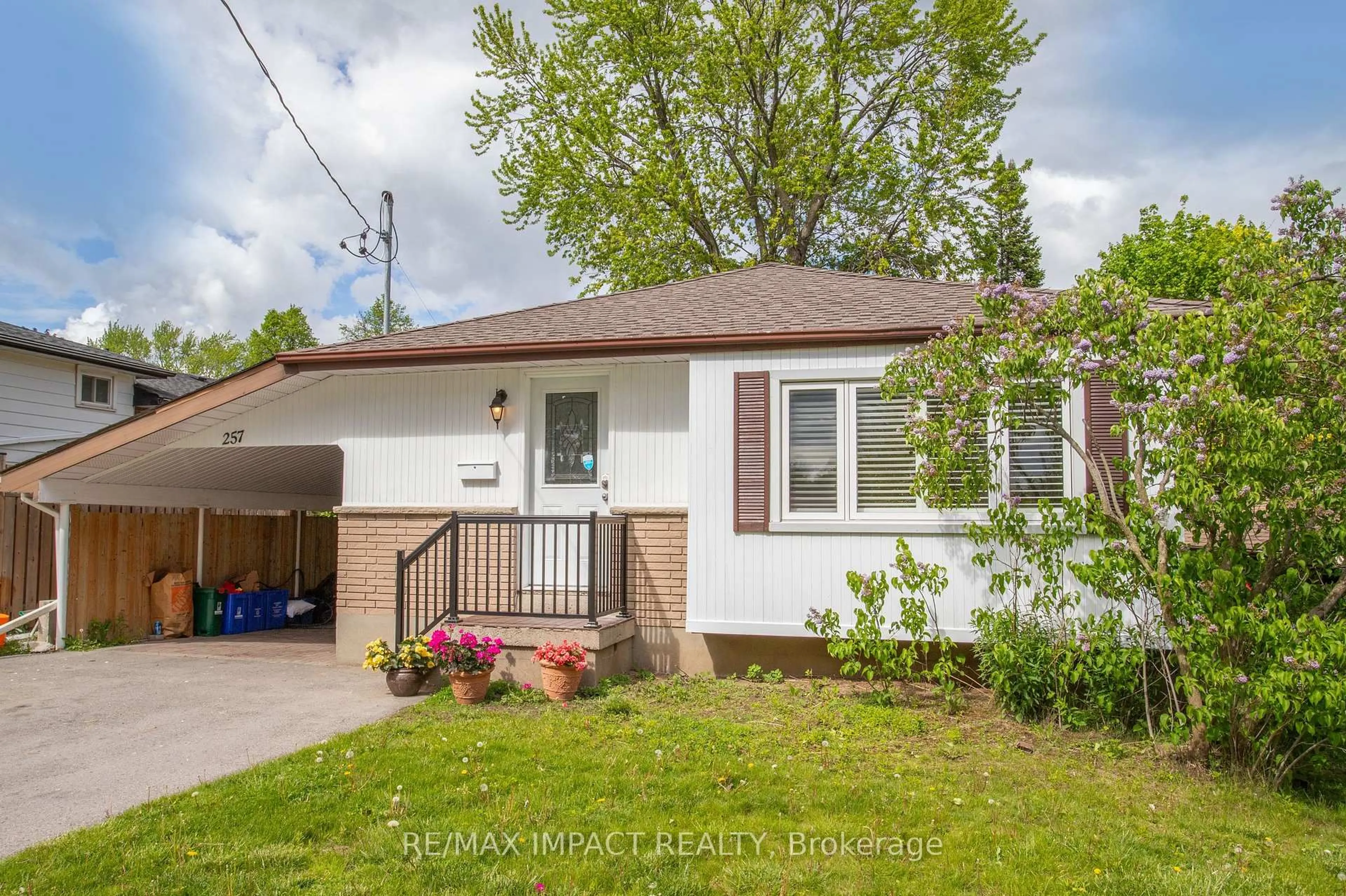 Home with brick exterior material, street for 257 Arden Dr, Oshawa Ontario L1G 1X6