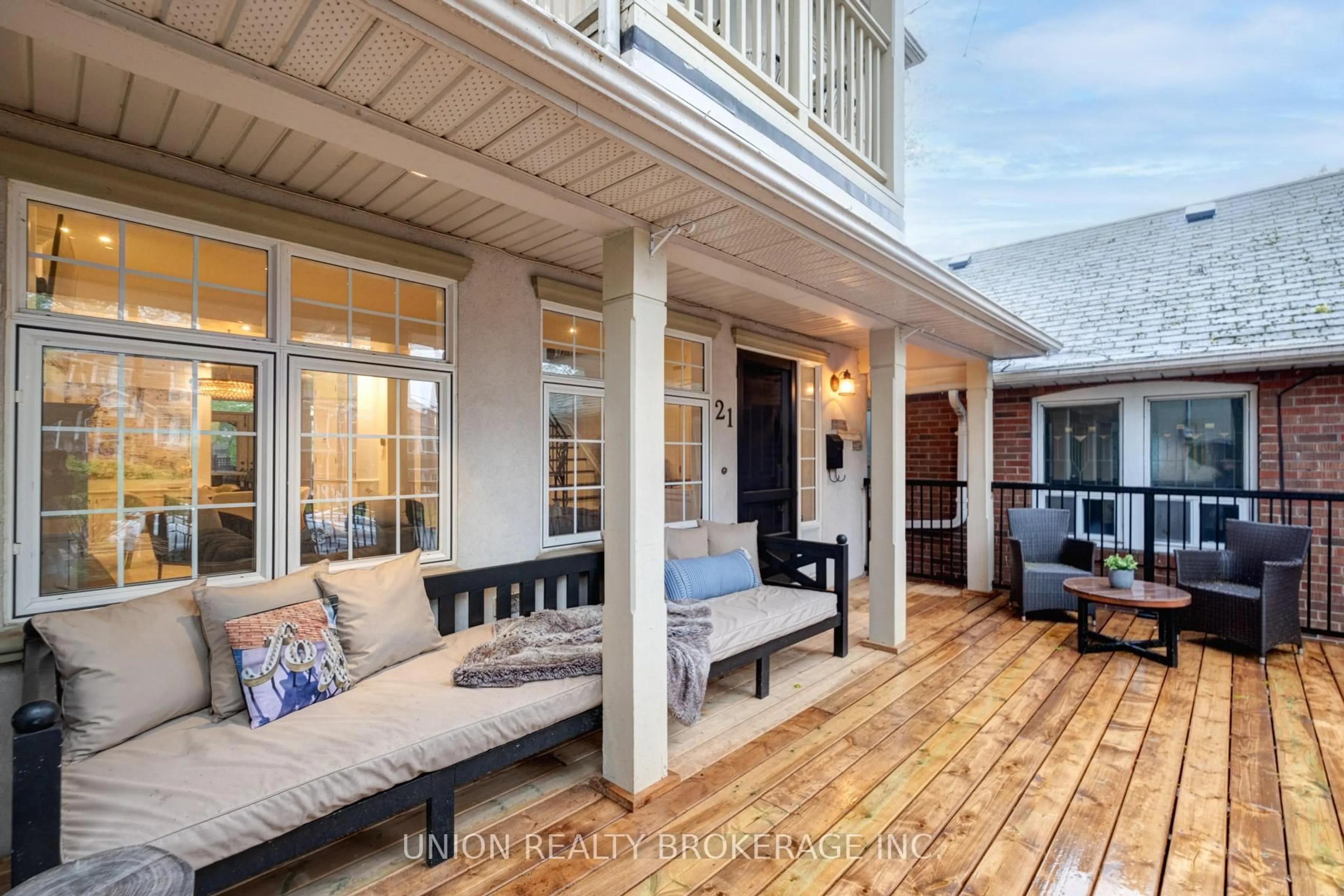 Patio, water/lake/river/ocean view for 21 Courcelette Rd, Toronto Ontario M1N 2S9