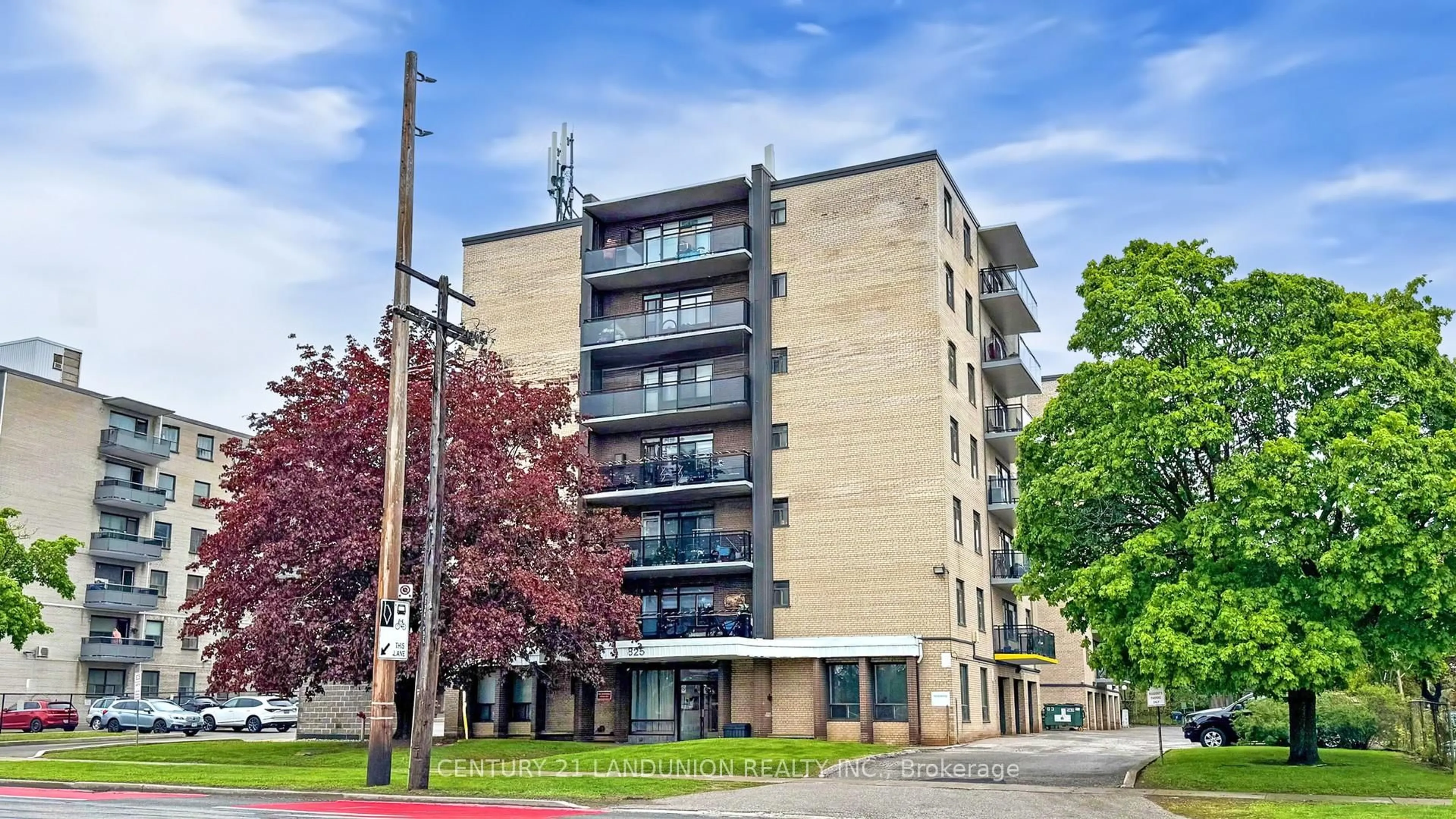 Unknown for 825 Kennedy Rd #207, Toronto Ontario M1K 2E6