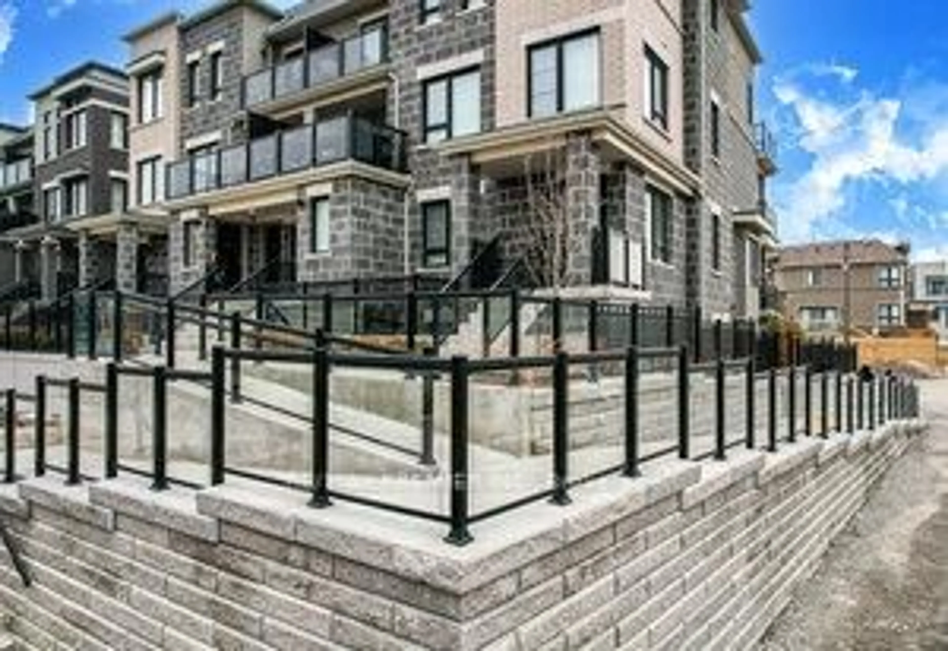 Patio, street for 30A Lookout Dr #A, Clarington Ontario L1C 7G2