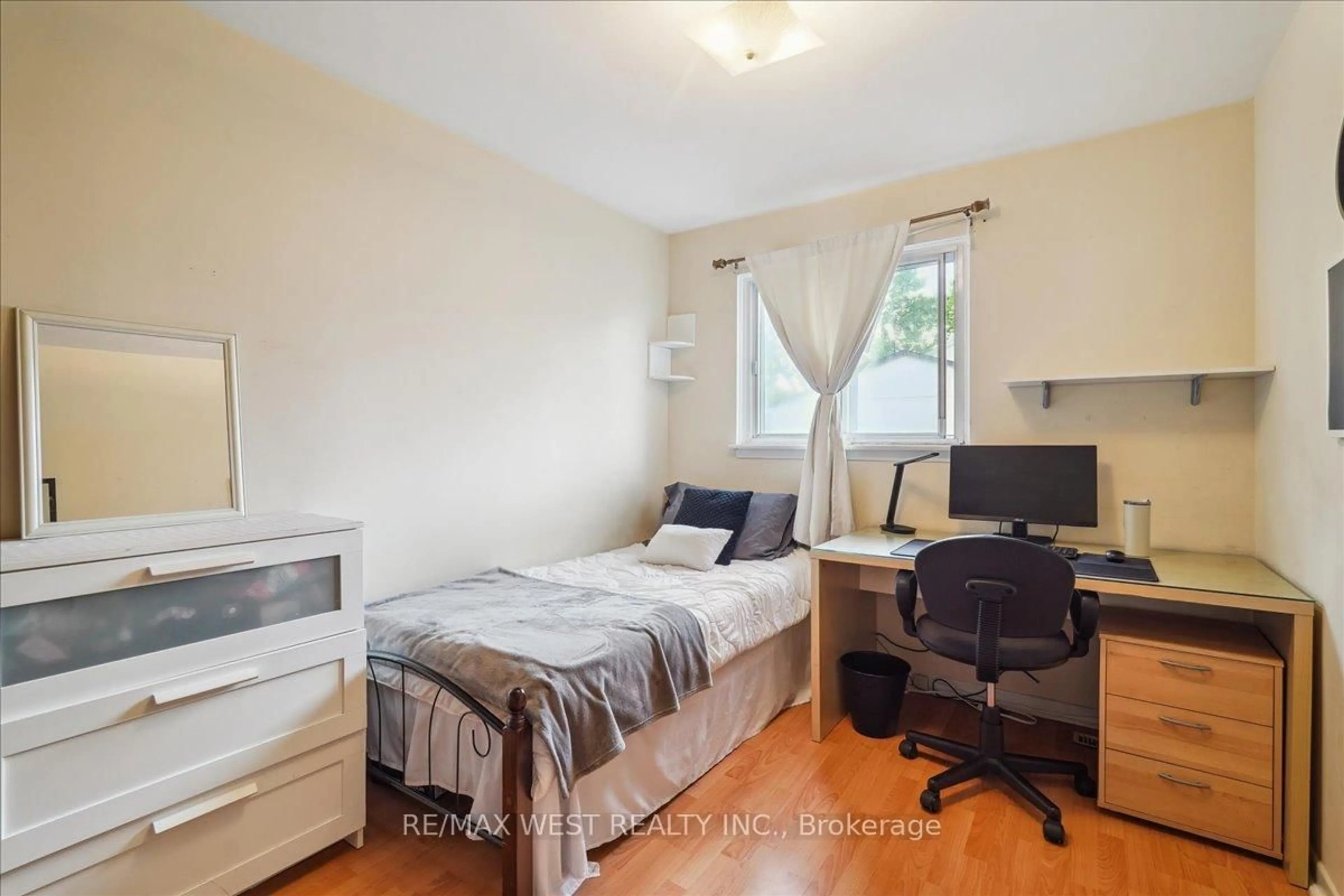 A pic of a room for 44 Chester Le Blvd #22, Toronto Ontario M1W 2M8