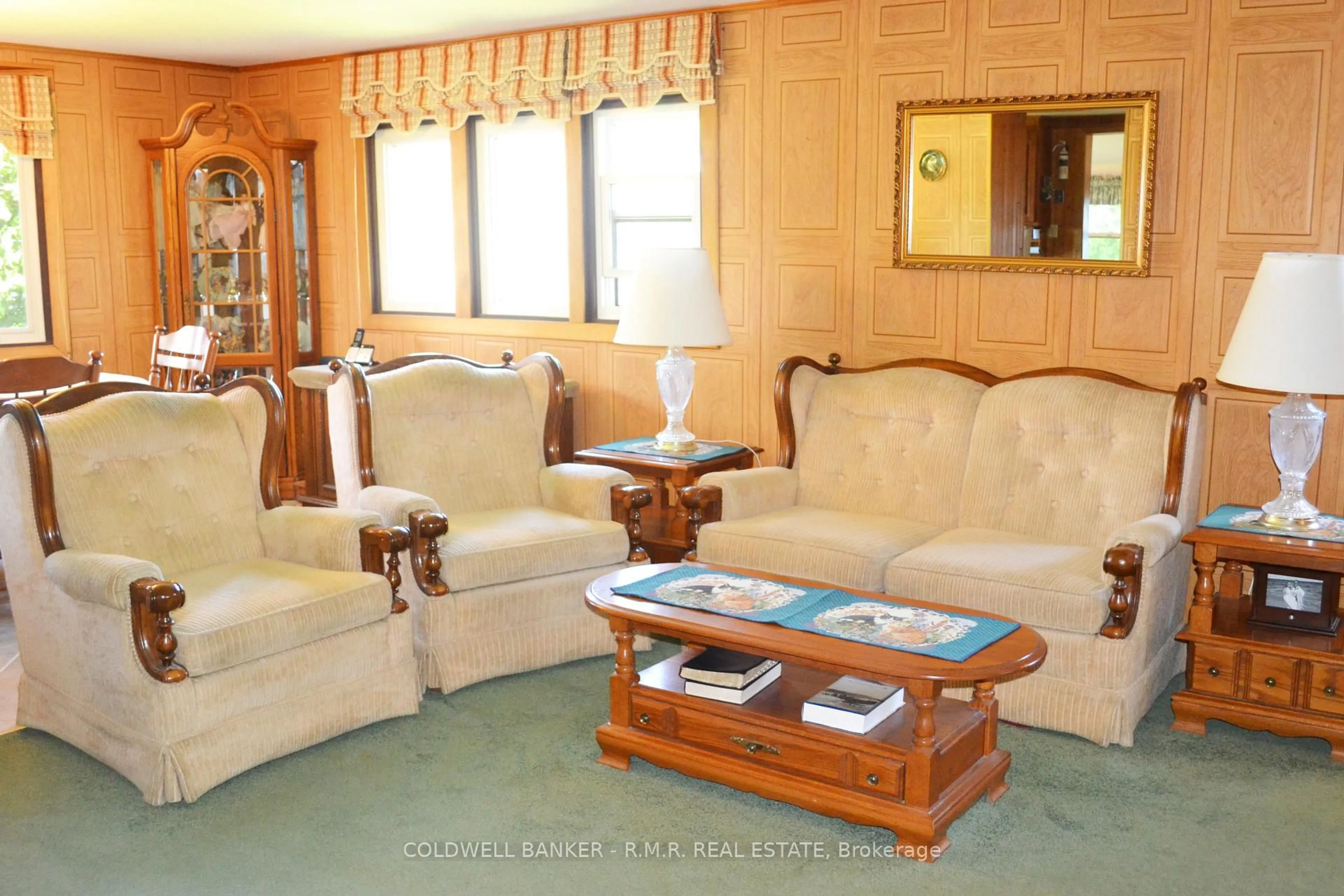 Living room with furniture, unknown for 141 Morris Lane, Scugog Ontario L0B 1L0