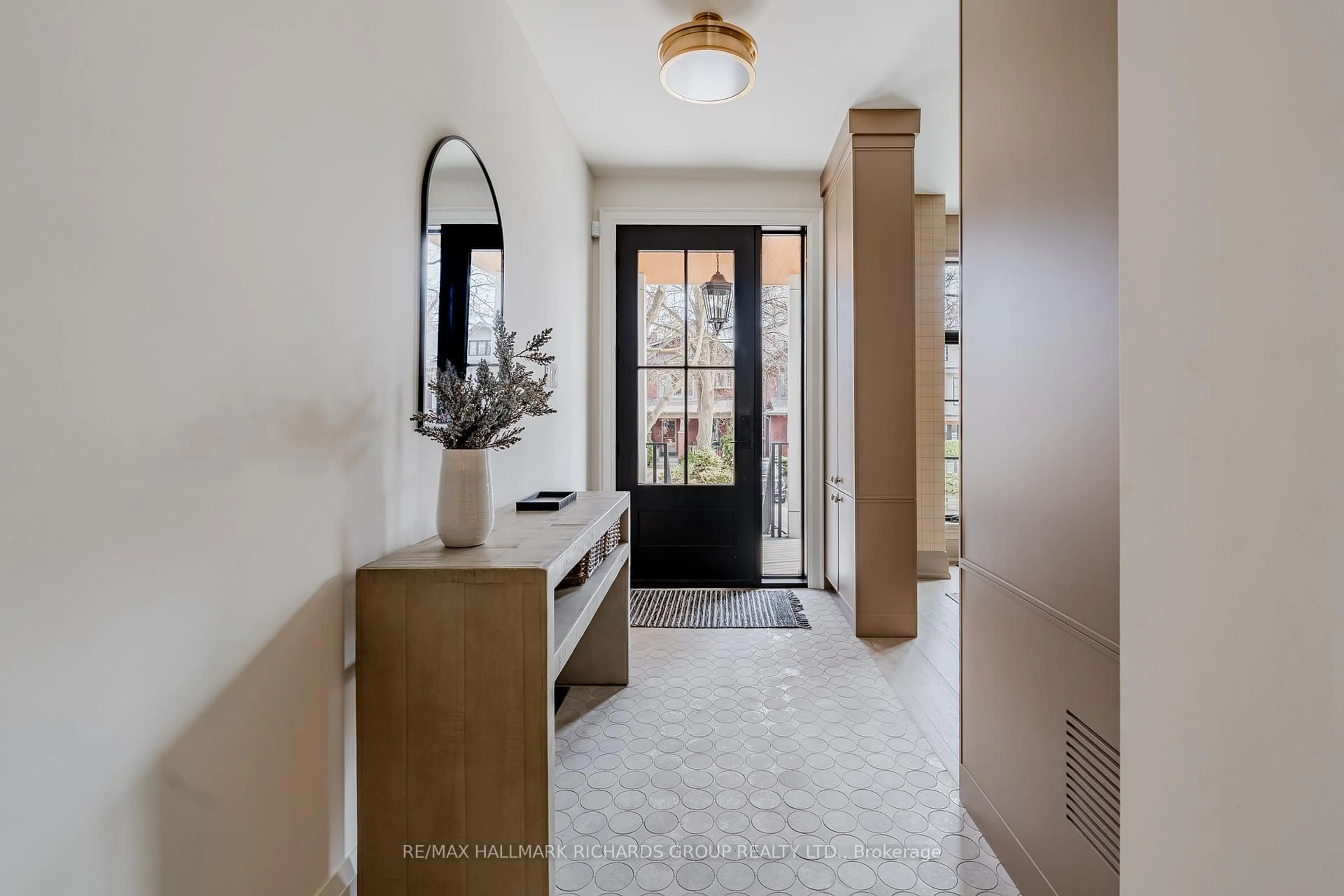 Indoor entryway for 42A Elmer Ave, Toronto Ontario M4L 3R7