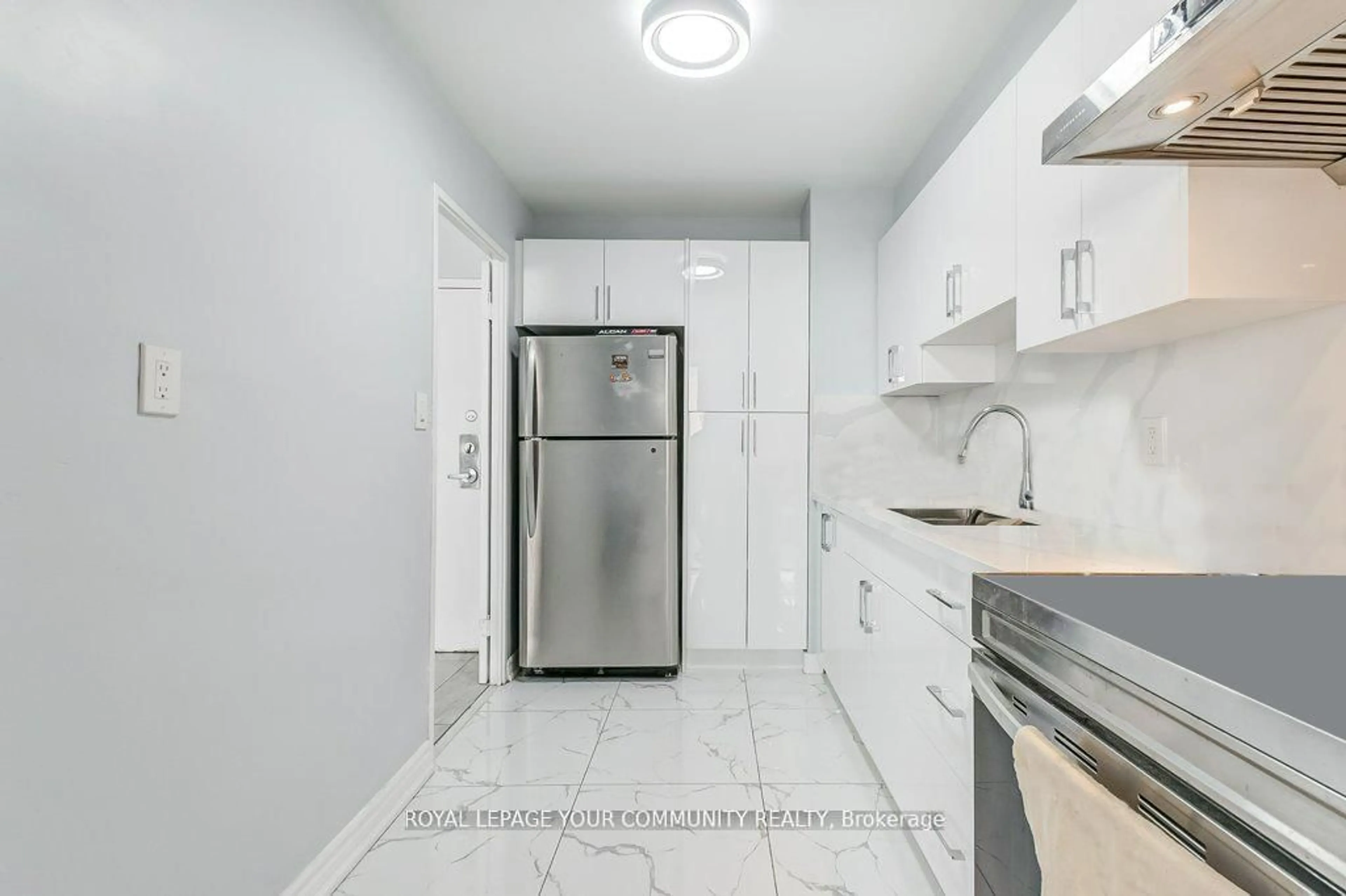 Standard kitchen, unknown for 1 Massey Sq #2205, Toronto Ontario M4C 5L4