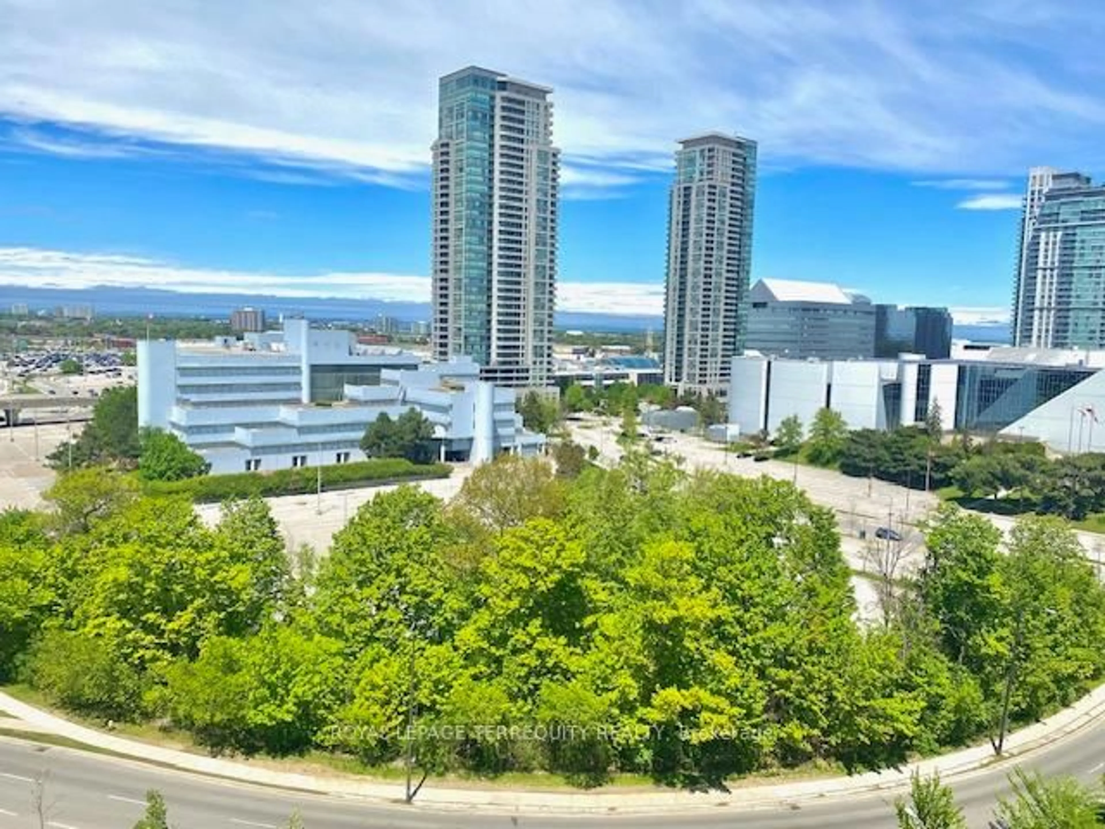 A pic from outside/outdoor area/front of a property/back of a property/a pic from drone, city buildings view from balcony for 125 Omni Dr #1232, Toronto Ontario M1P 5A9