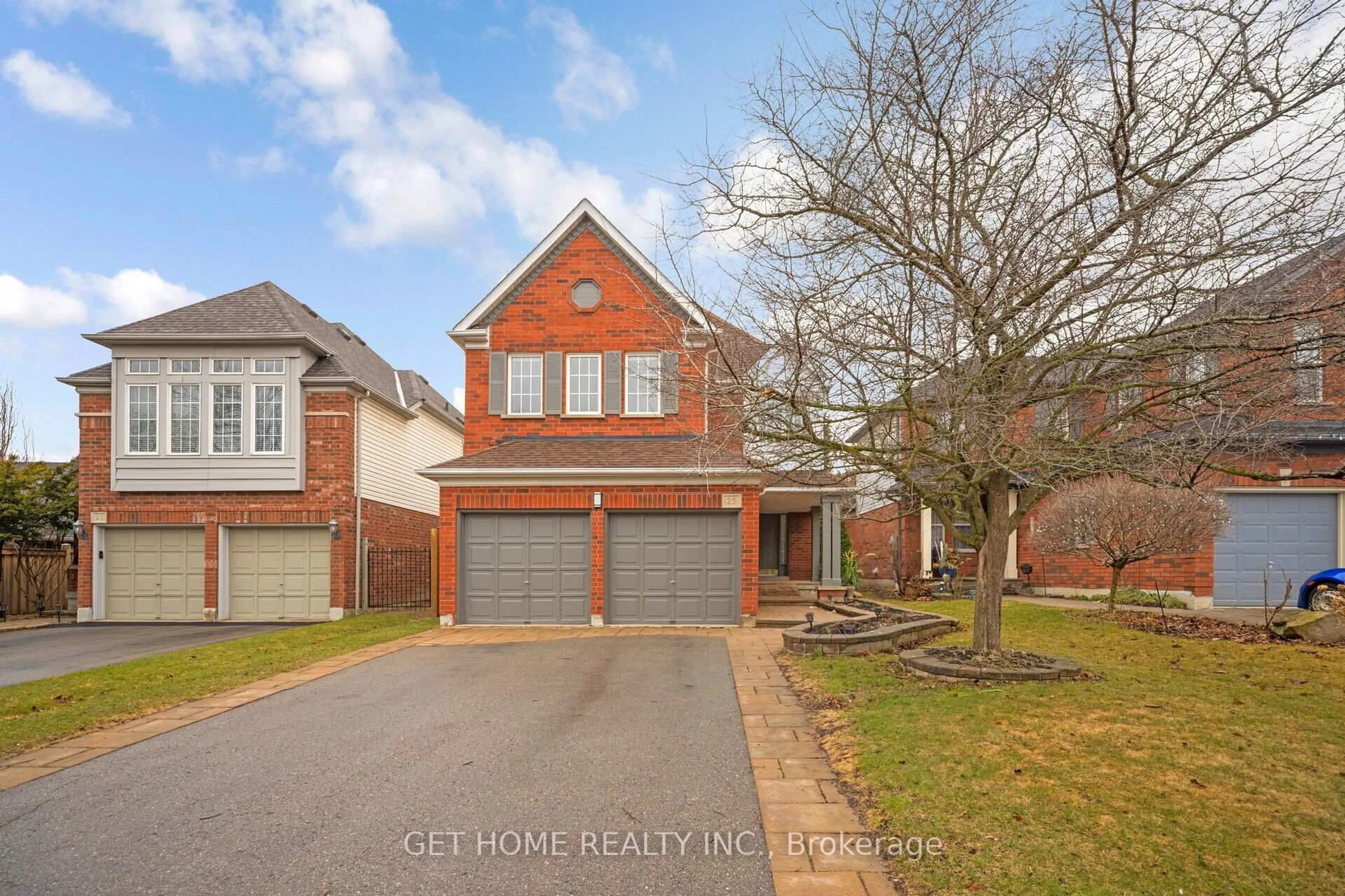 Home with brick exterior material, street for 25 Dalebrooke Cres, Whitby Ontario L1P 1P1