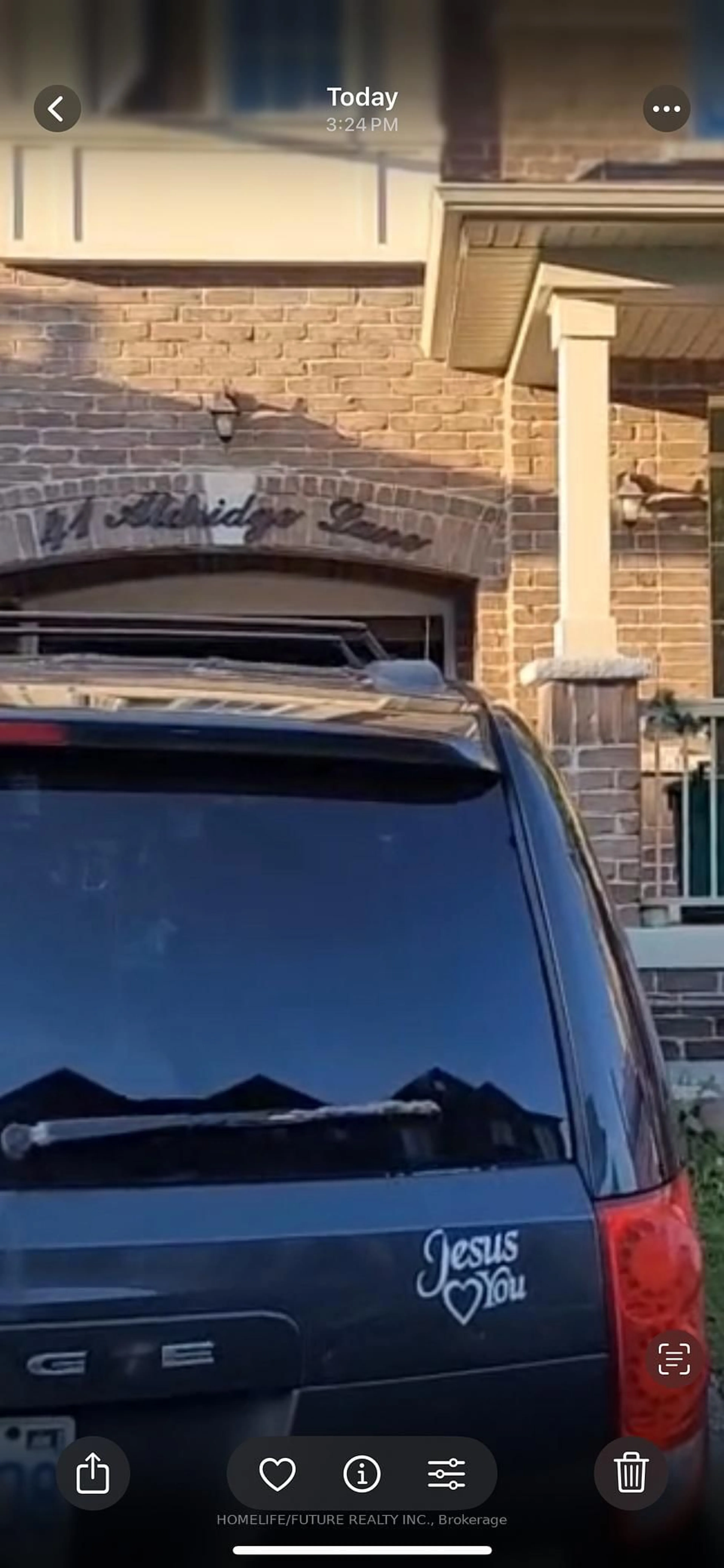 Home with vinyl exterior material, street for 41 Aldridge Lane, Clarington Ontario L1B 0V6