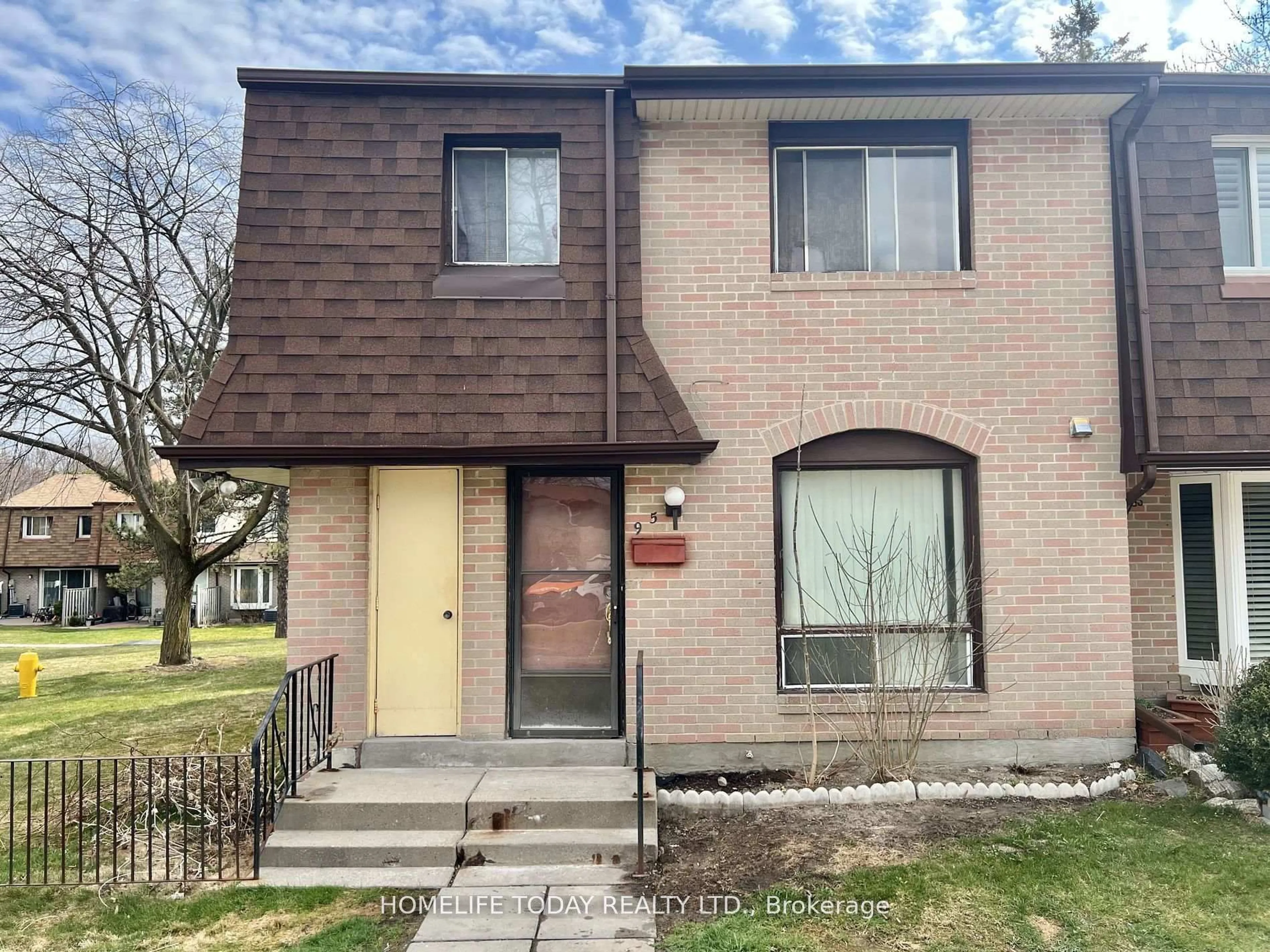 Home with brick exterior material, street for 10 Livonia Pl #95, Toronto Ontario M1E 4W6