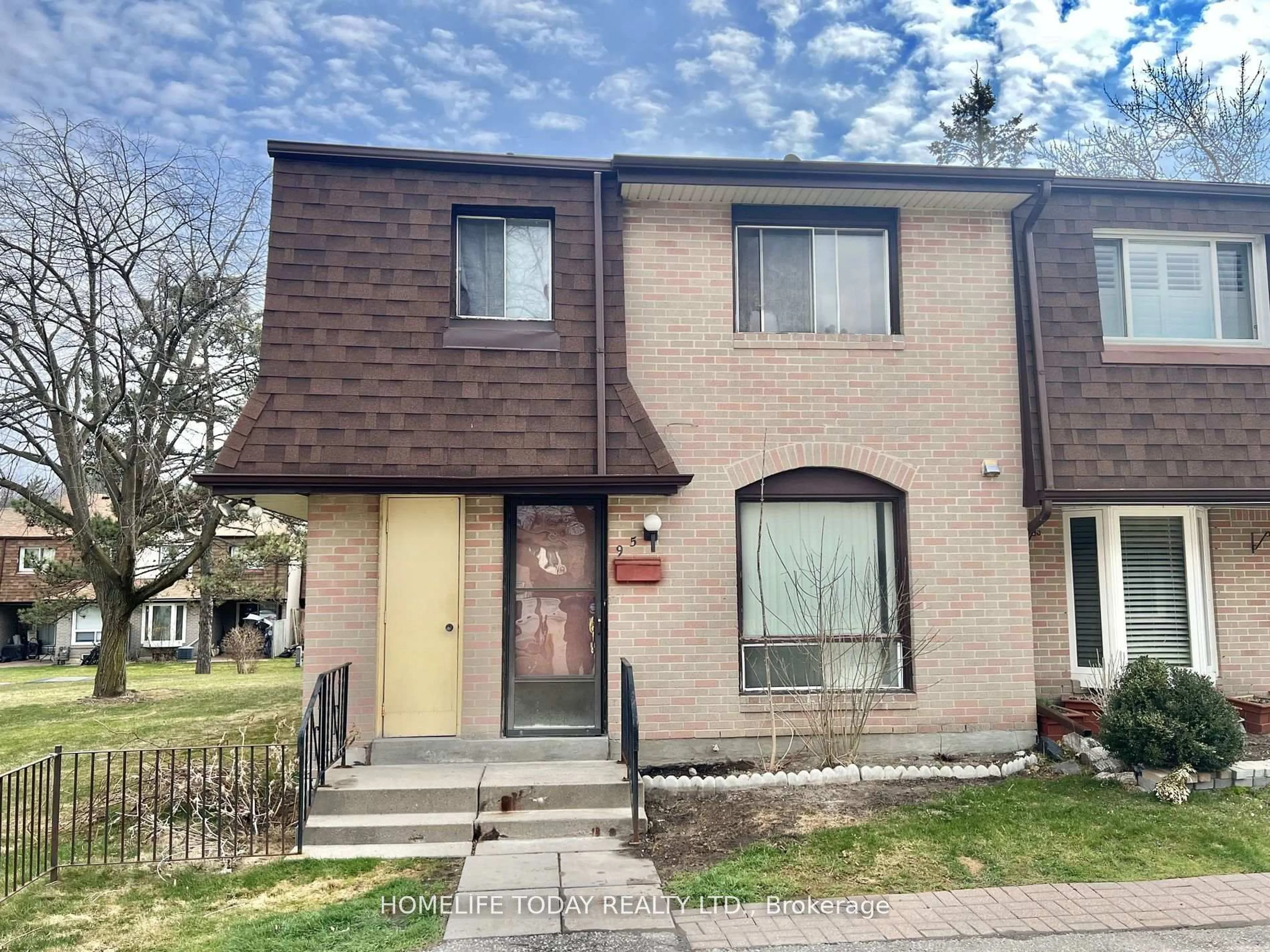 Home with vinyl exterior material, street for 10 Livonia Pl #95, Toronto Ontario M1E 4W6
