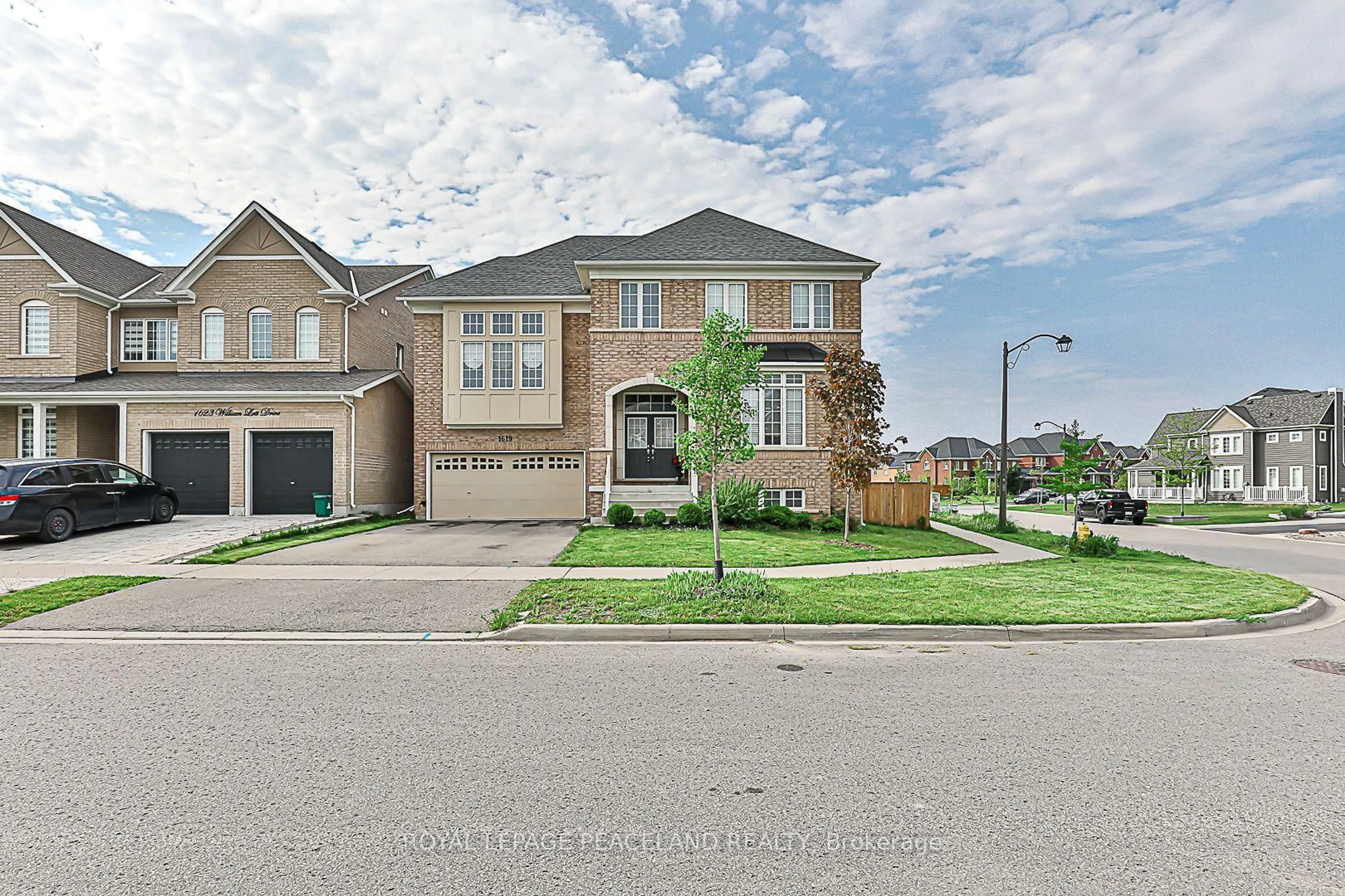 Home with brick exterior material, street for 1619 William Lott Dr, Oshawa Ontario L1K 0X2