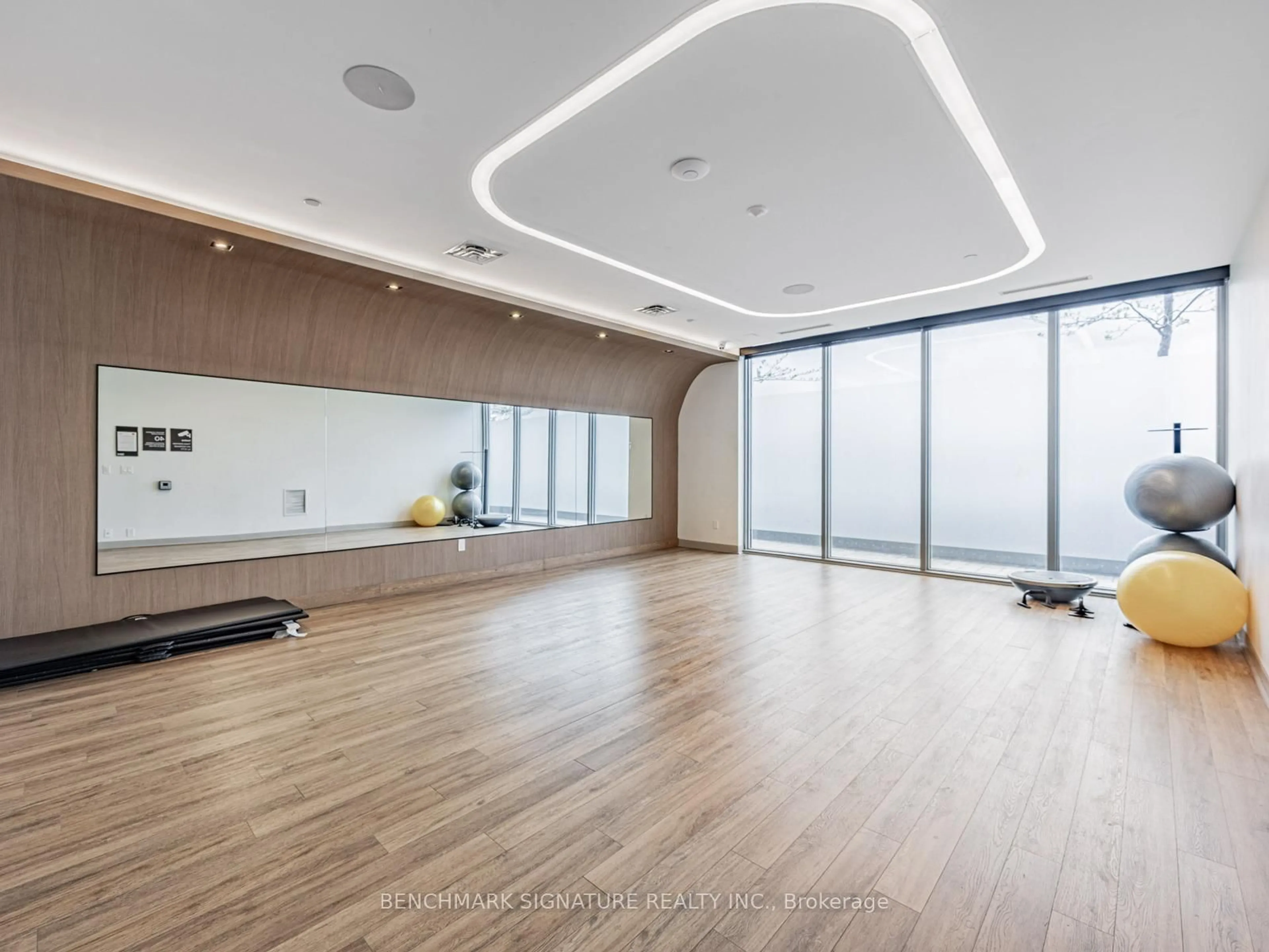Unknown for 225 Village Green Sq #1904, Toronto Ontario M1S 0L7