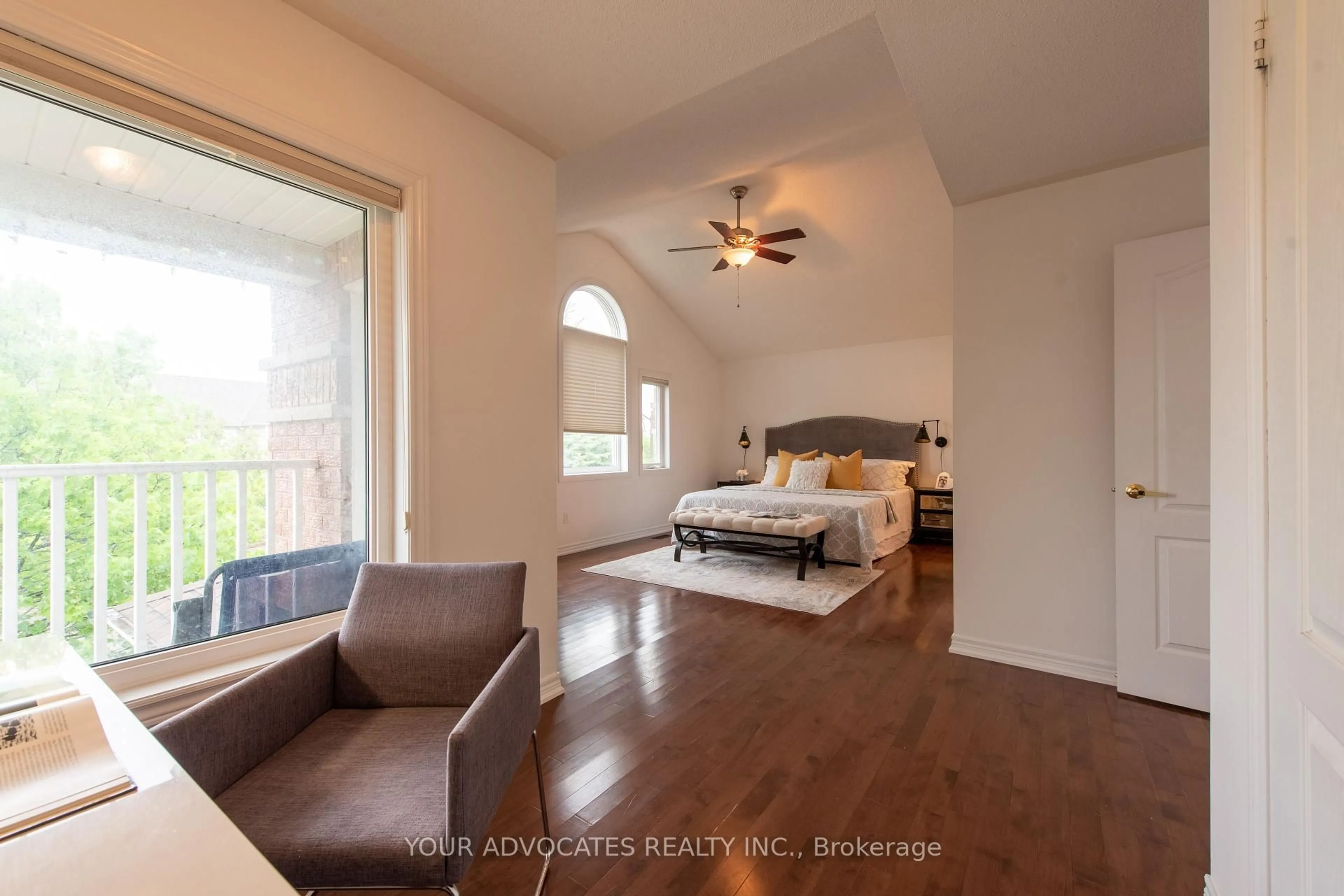 Unknown for 68 Kenilworth Cres, Whitby Ontario L1M 2M7
