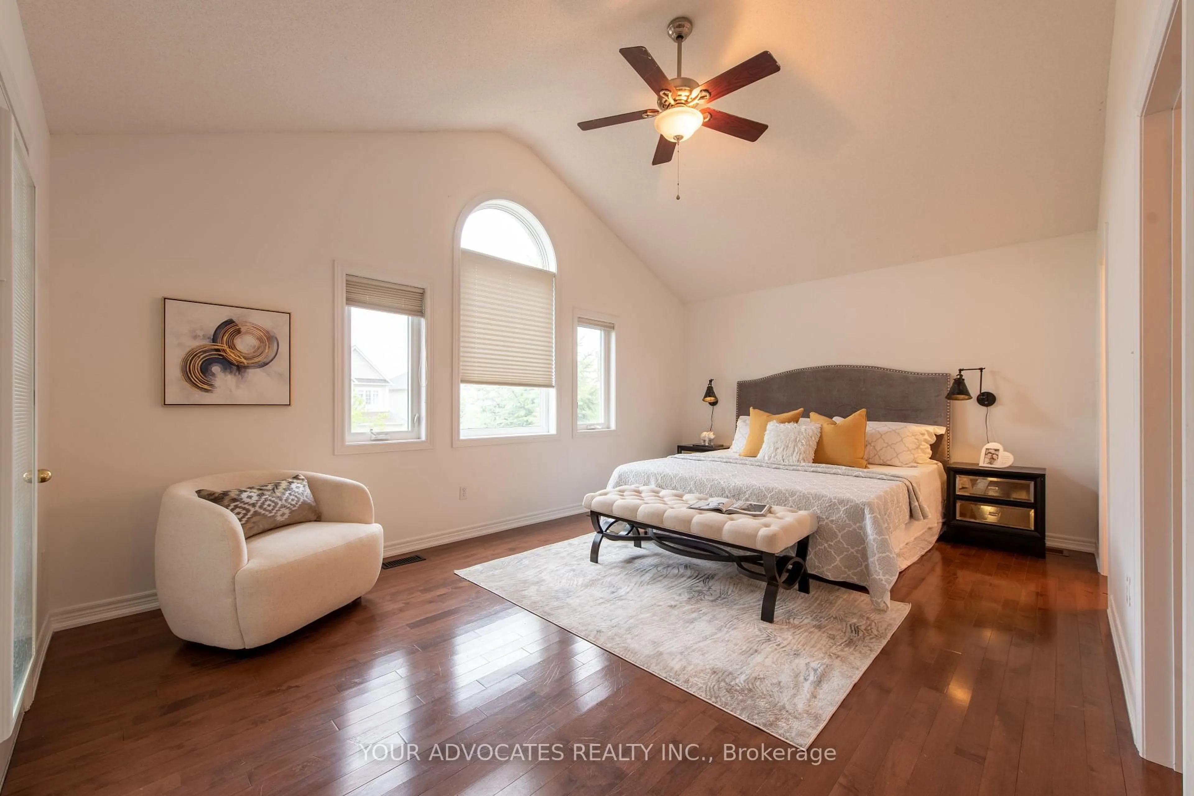 Unknown for 68 Kenilworth Cres, Whitby Ontario L1M 2M7