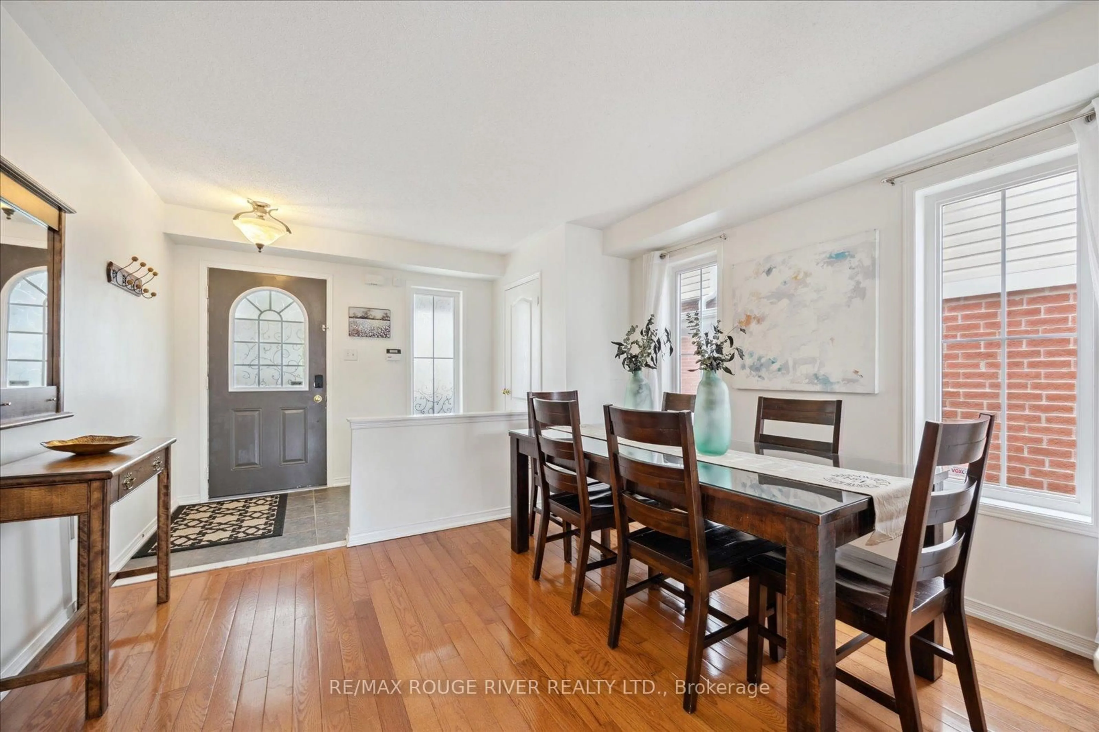 Dining room, unknown for 1654 Yardley St, Oshawa Ontario L1K 0B3
