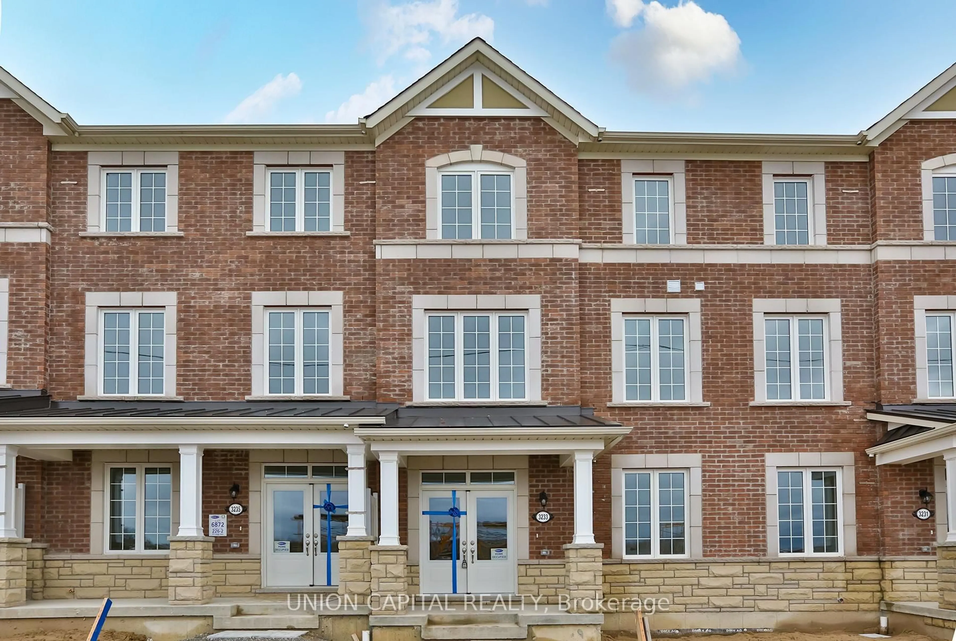 Home with brick exterior material, building for 3233 Brigadier Ave, Pickering Ontario L1X 0N4