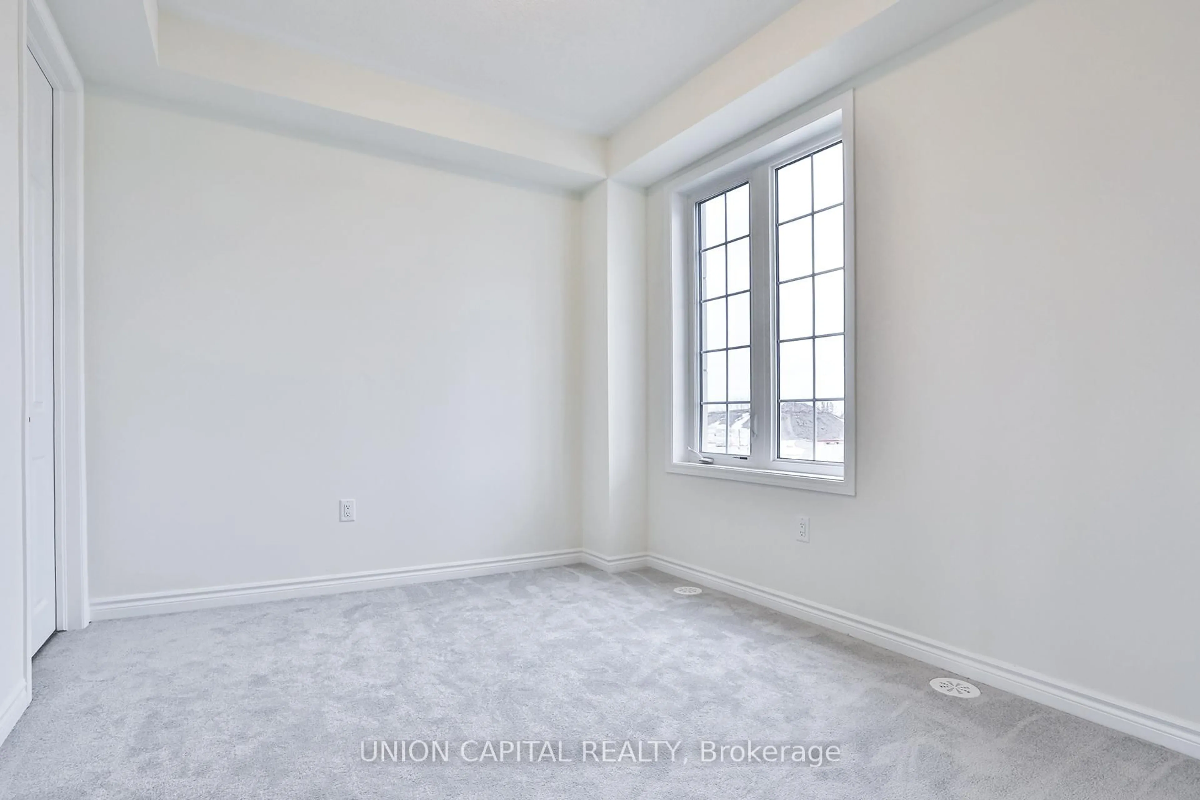 A pic of a room for 3233 Brigadier Ave, Pickering Ontario L1X 0N4