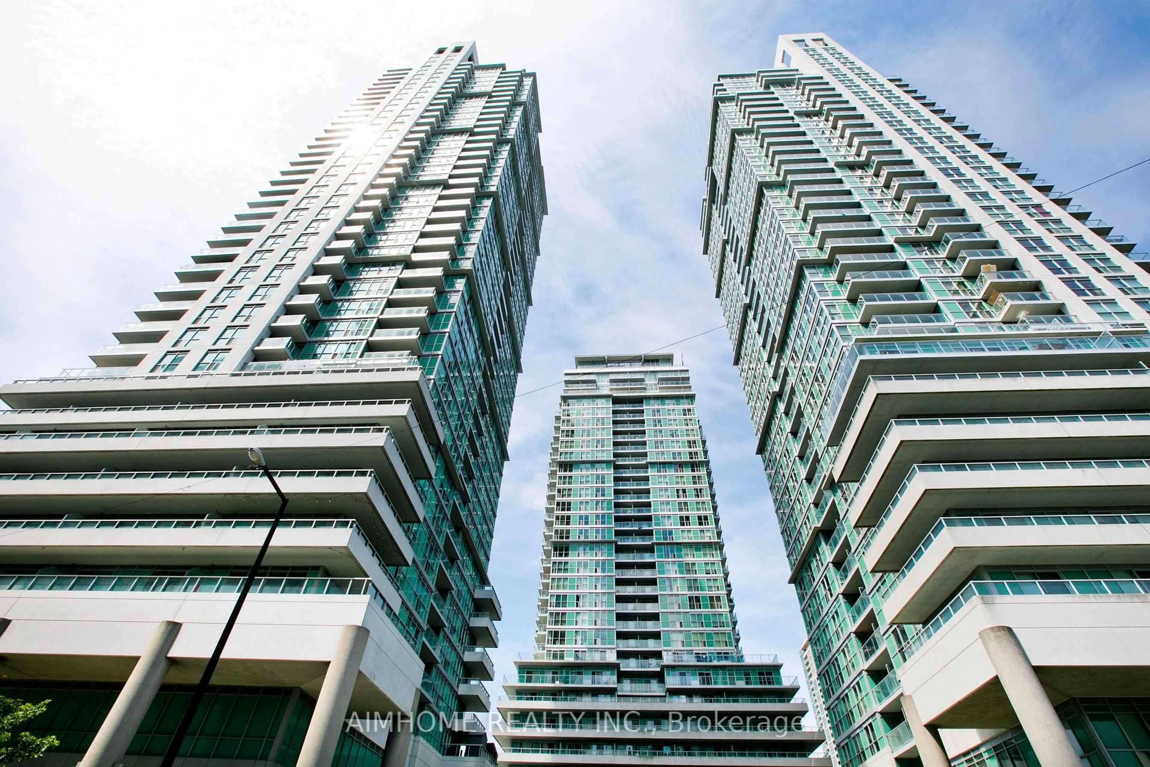 Unknown for 60 Town Centre Crt #2402, Toronto Ontario M1P 0B1