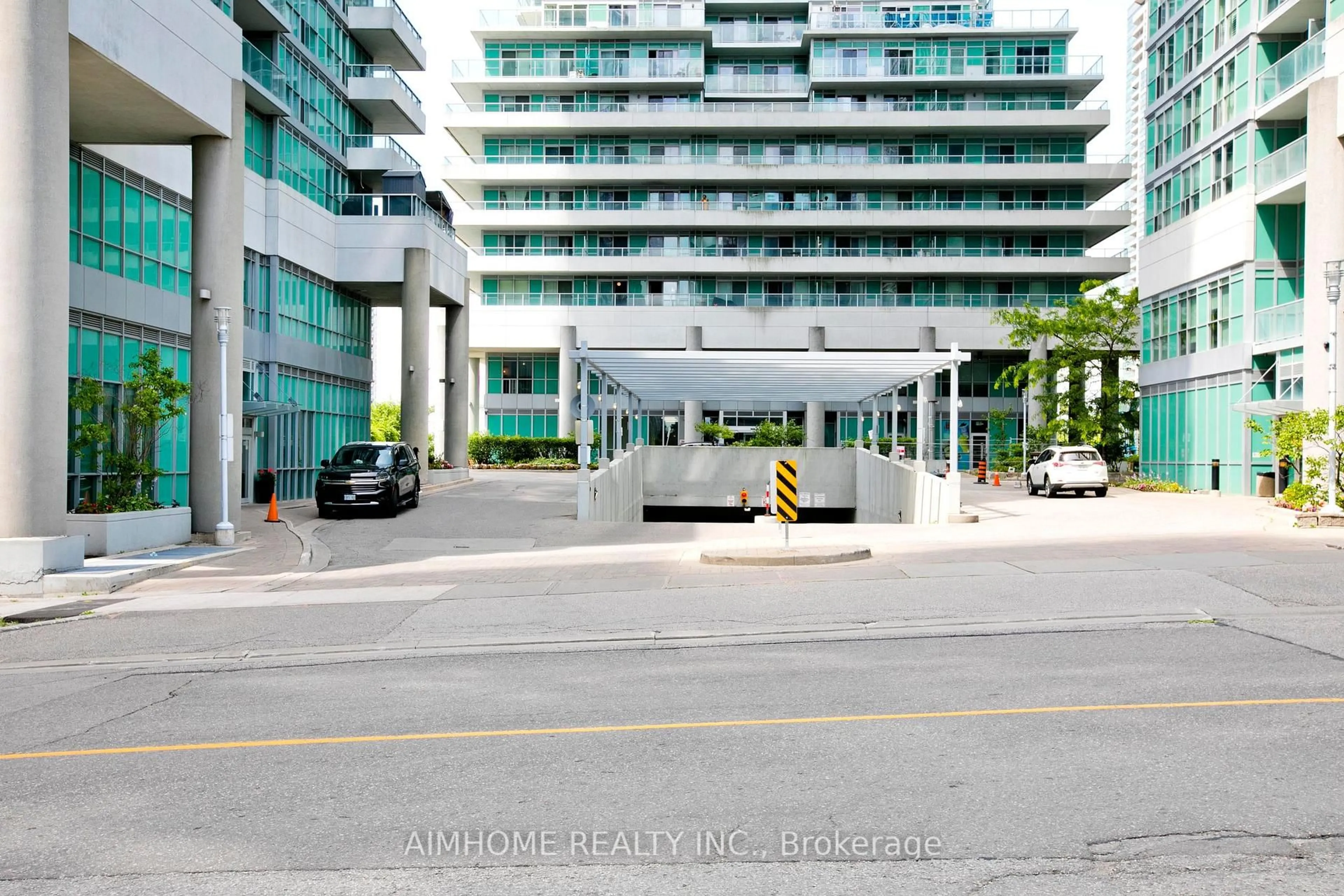 Indoor foyer for 60 Town Centre Crt #2402, Toronto Ontario M1P 0B1