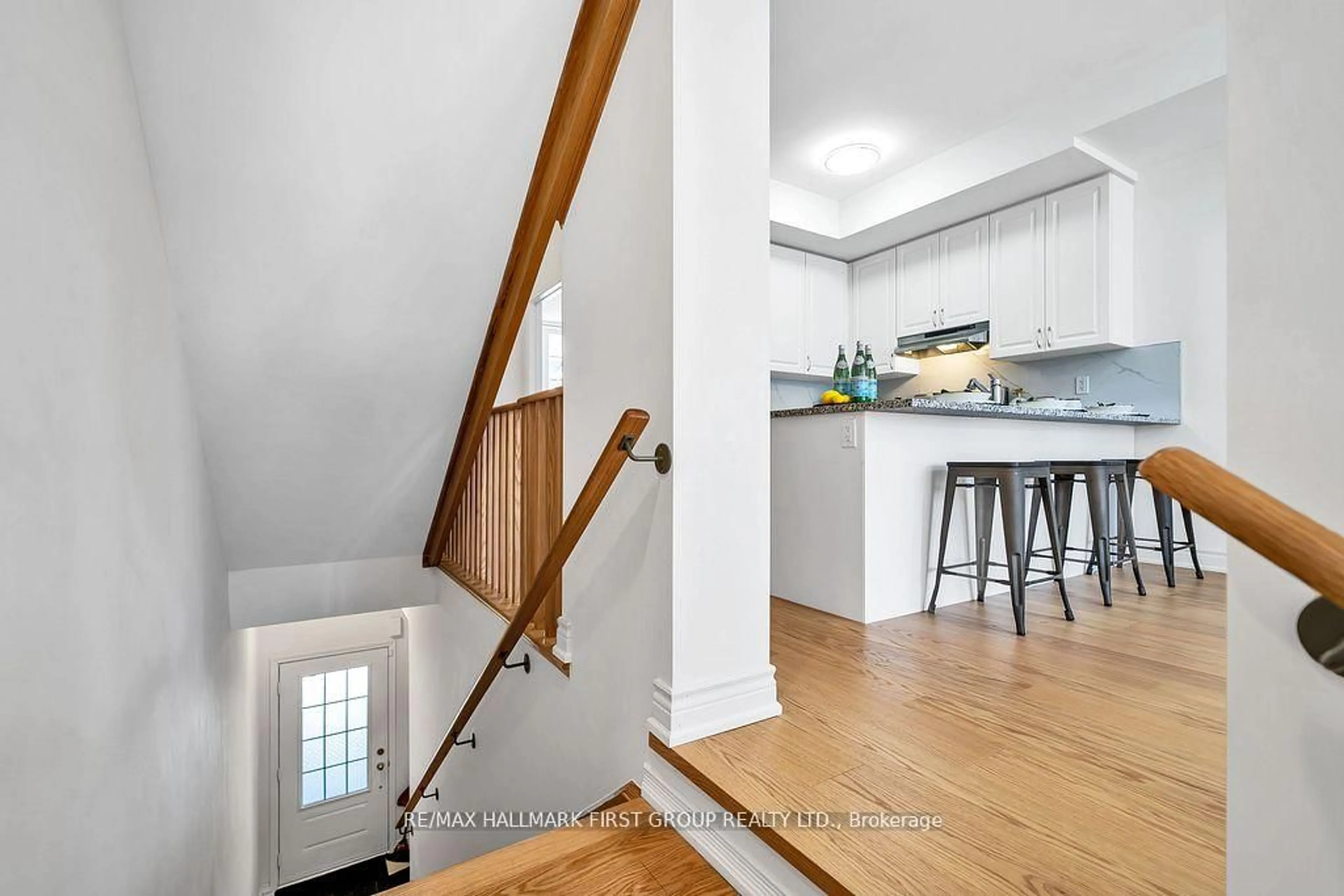 Open concept kitchen, unknown for 137 Danzatore Path #72, Oshawa Ontario L1L 0P9