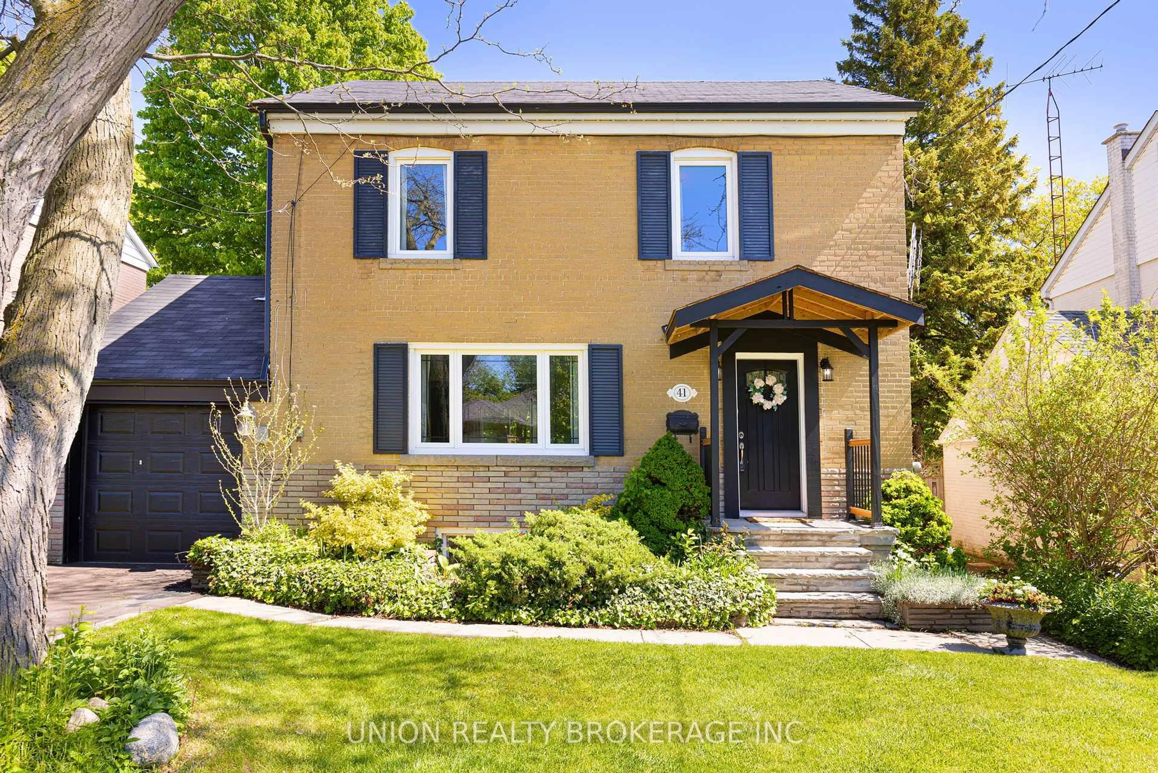 Home with brick exterior material, street for 41 Cliffside Dr, Toronto Ontario M1N 1K9
